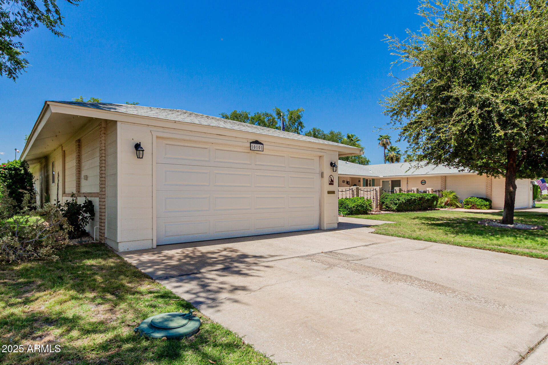 10101 W KINGSWOOD Circle
