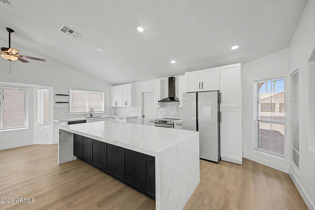 Photo of 351 W Amoroso Drive, Gilbert, AZ 85233 (MLS # 7046910)