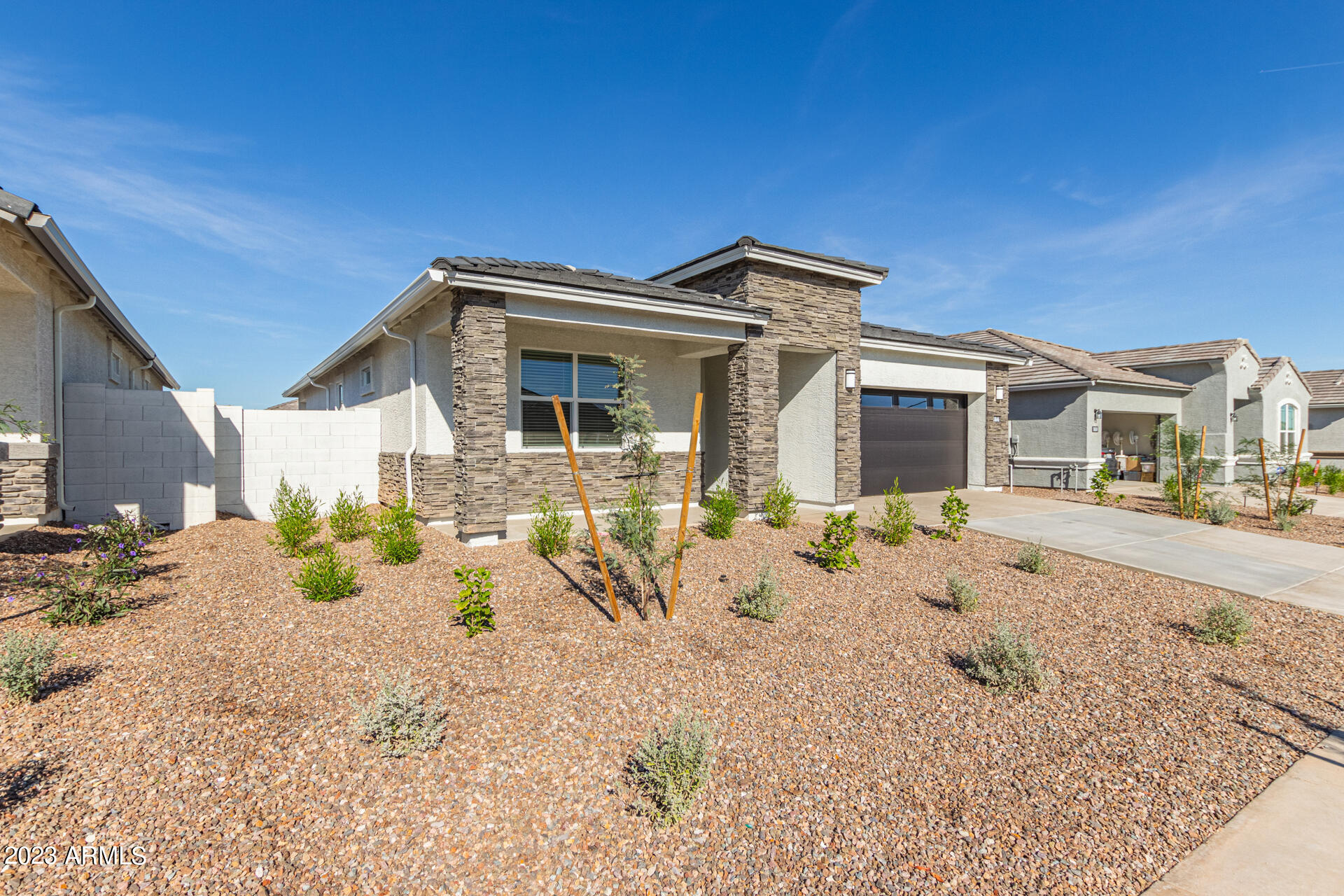 18646 W BUCKSKIN Trail