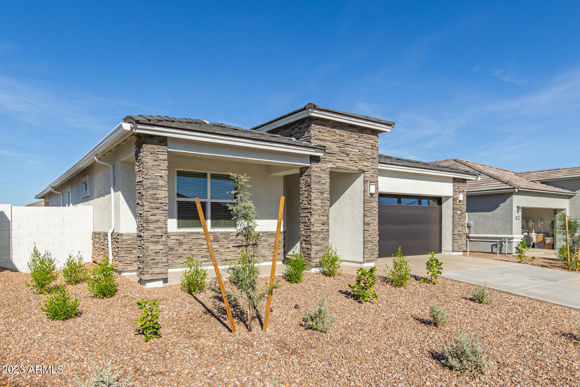 18646 W BUCKSKIN Trail