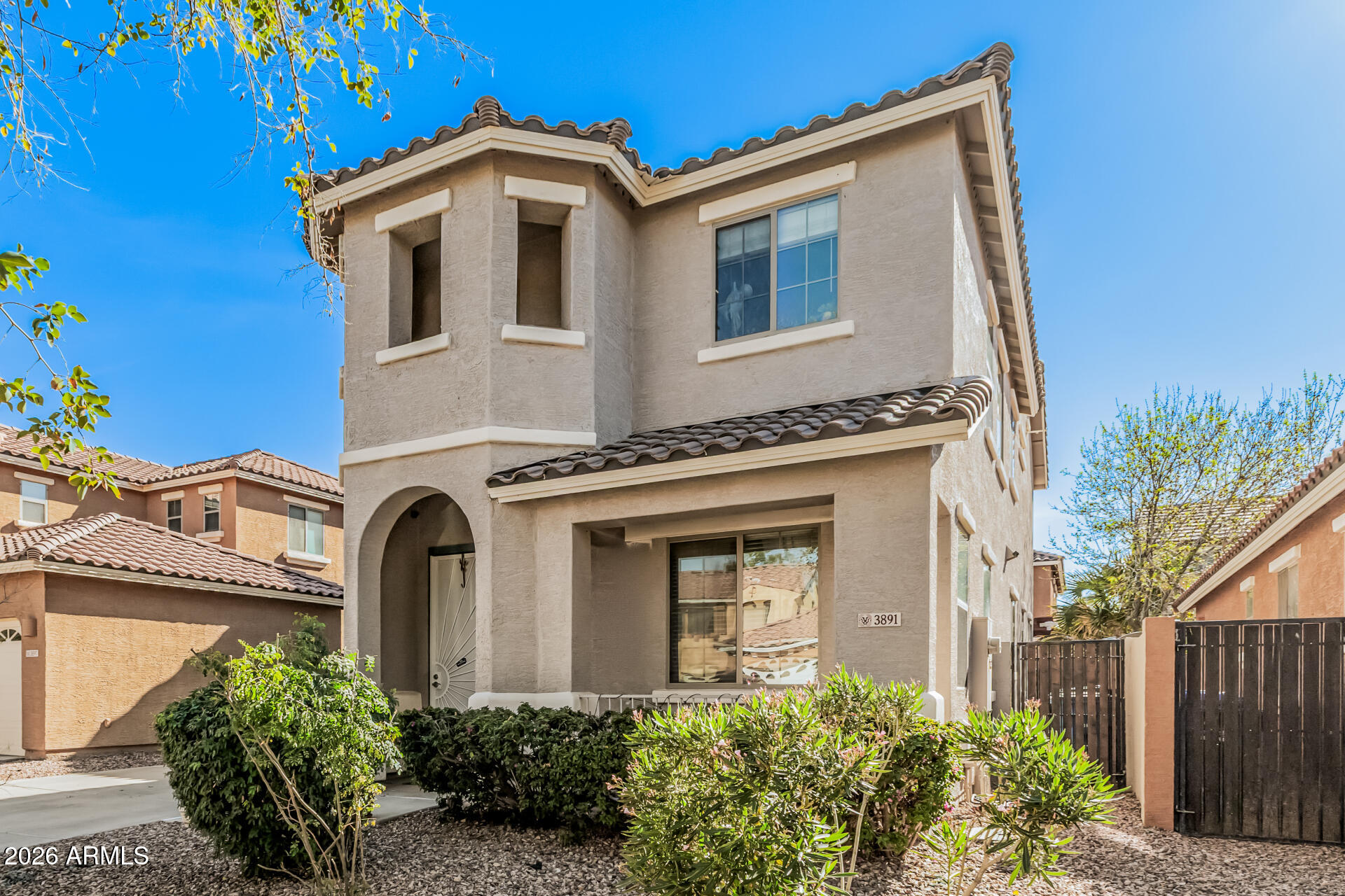 3891 E MELROSE Street