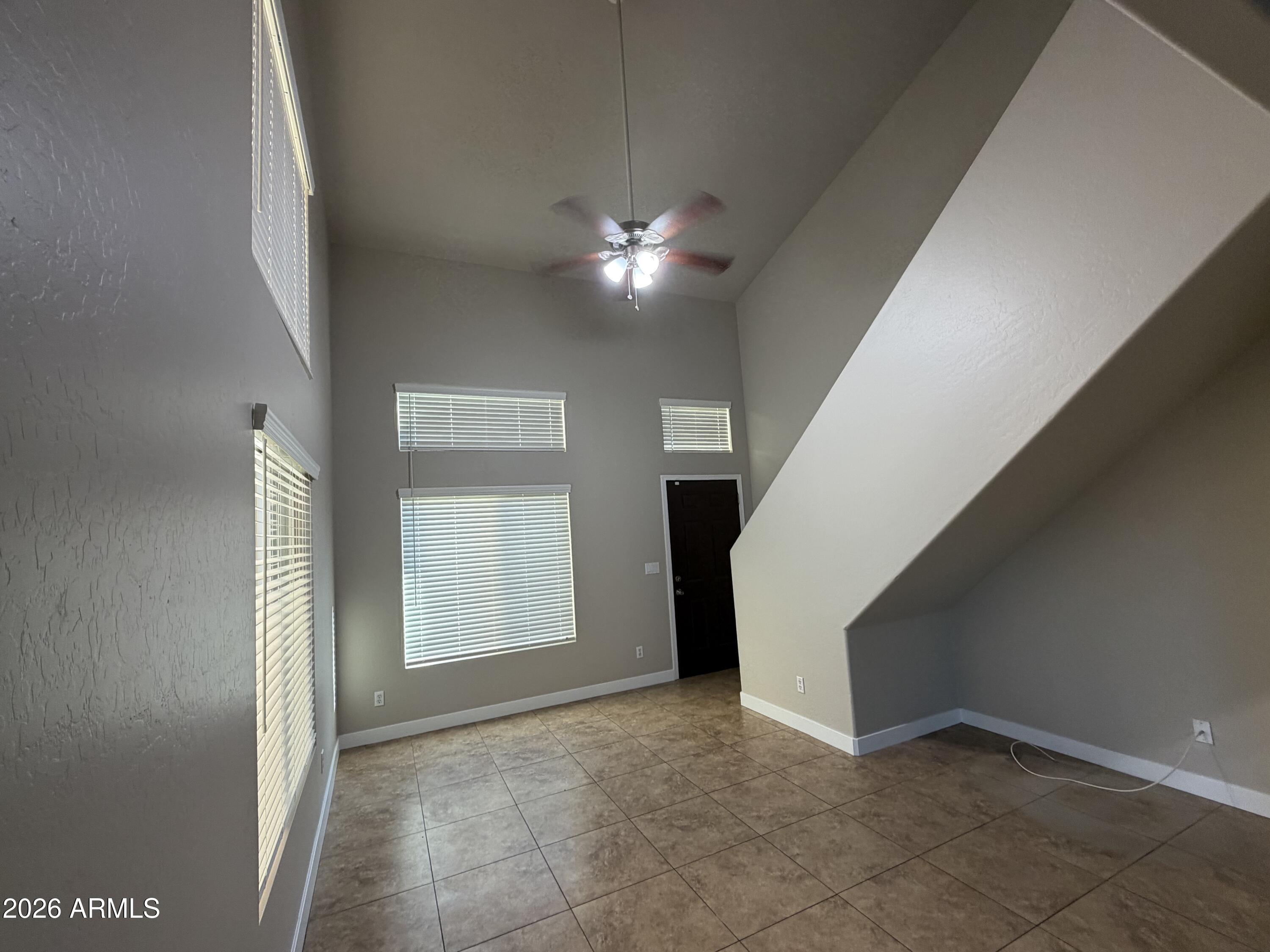 3806 W OREGON Avenue