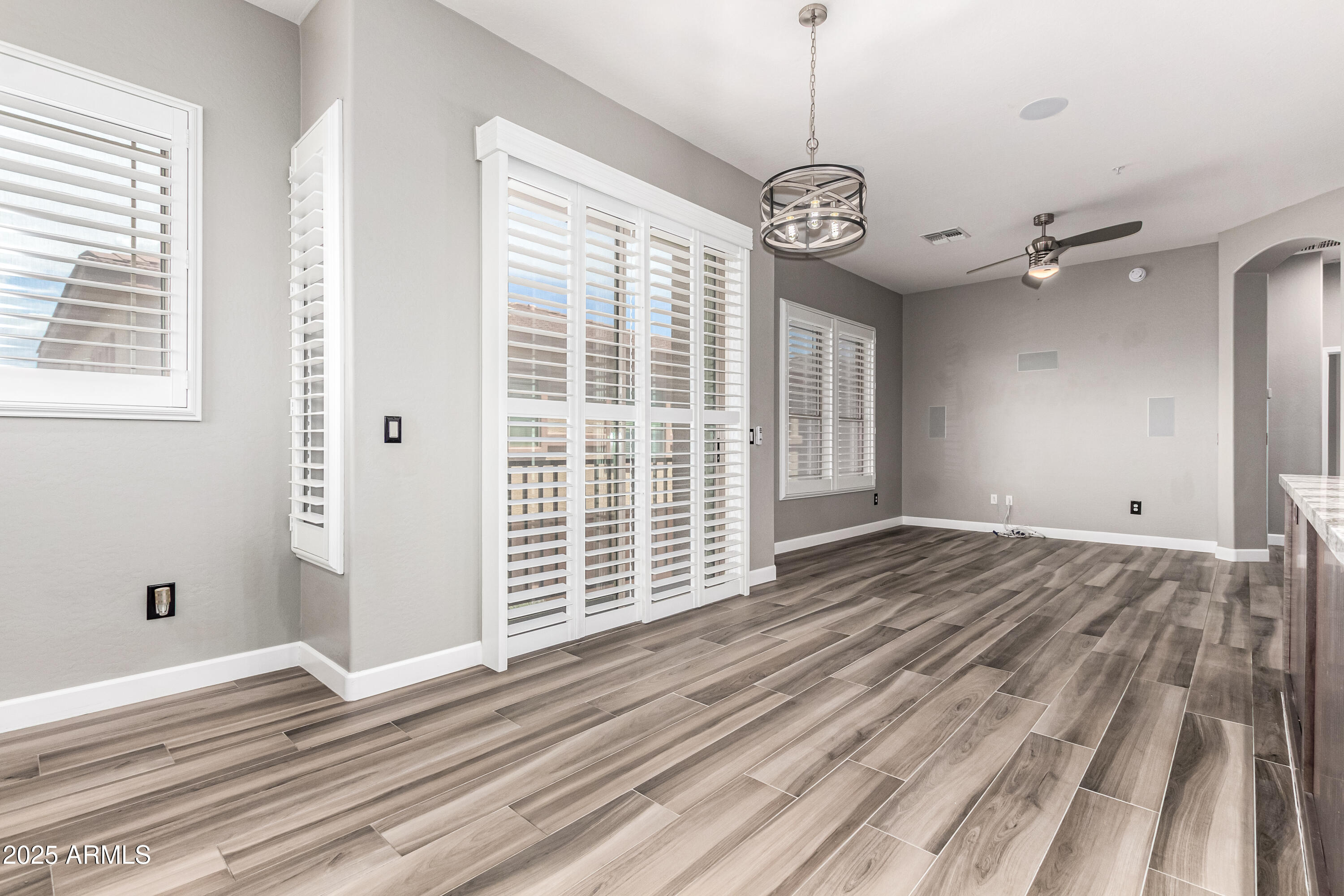 42424 N GAVILAN PEAK Parkway 24206