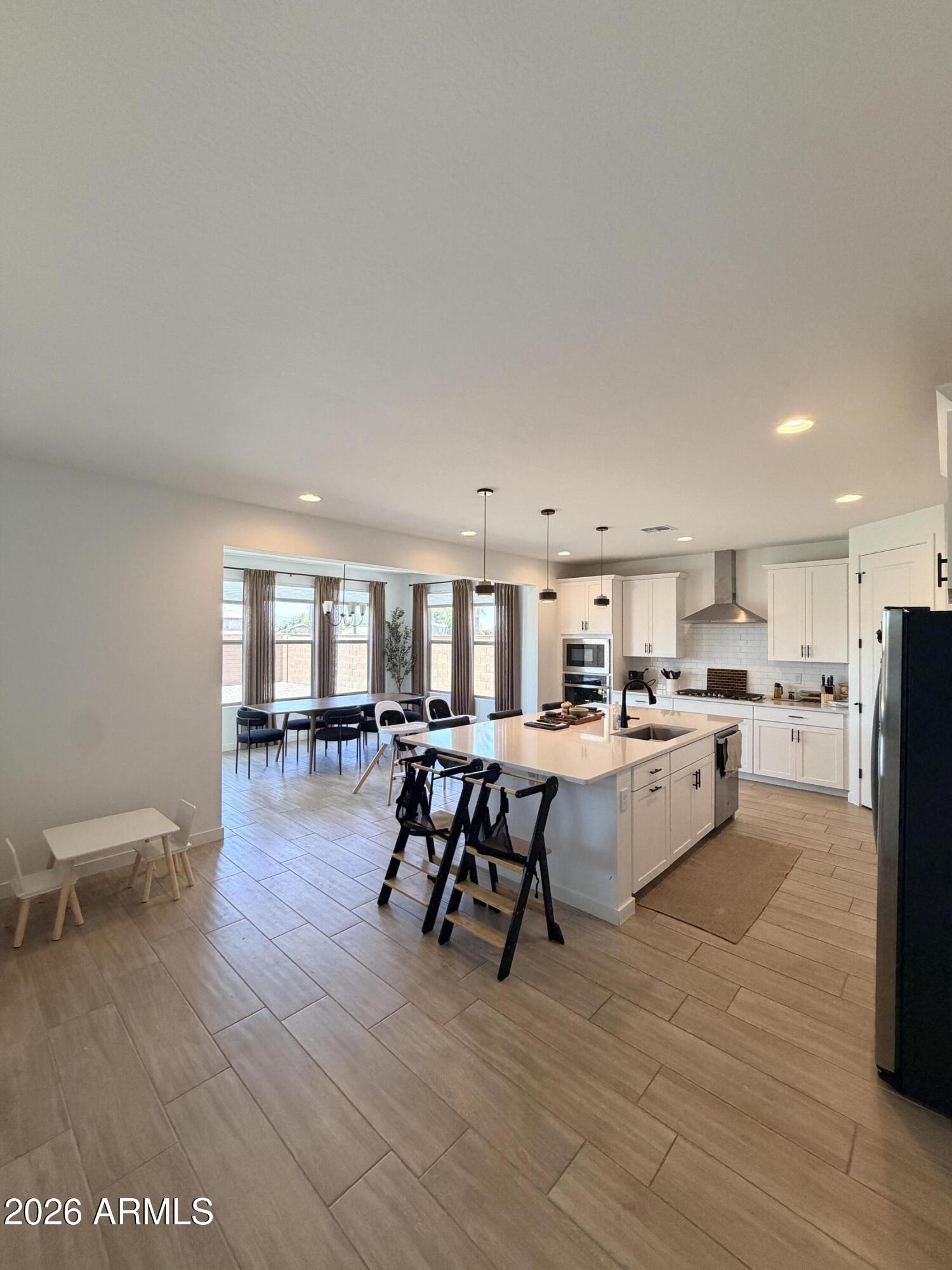 21362 N BELT Drive