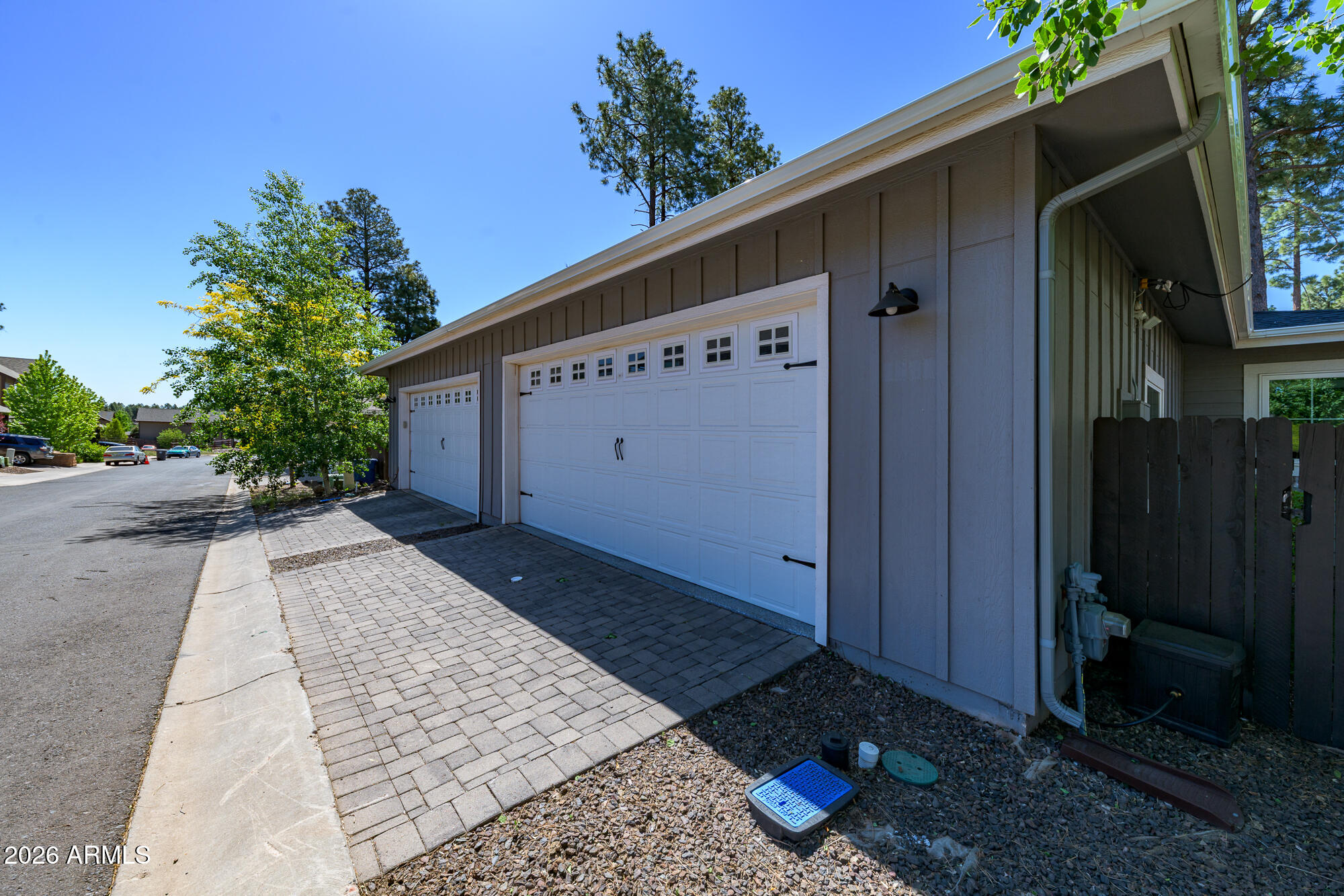 2209 W Mission Timber Circle