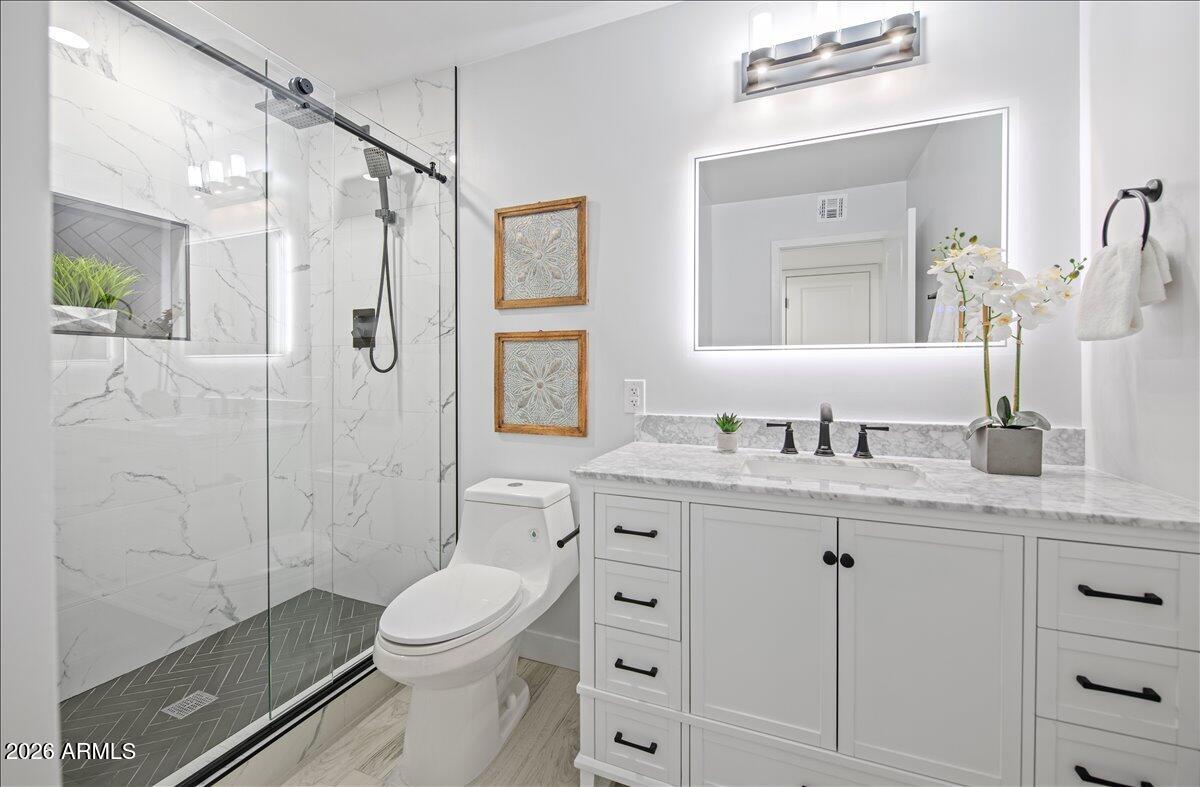 MELROSE PARADISE UNIT 6 - Residential