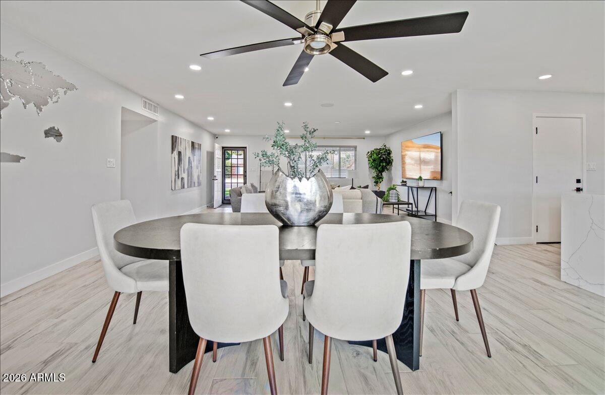 MELROSE PARADISE UNIT 6 - Residential