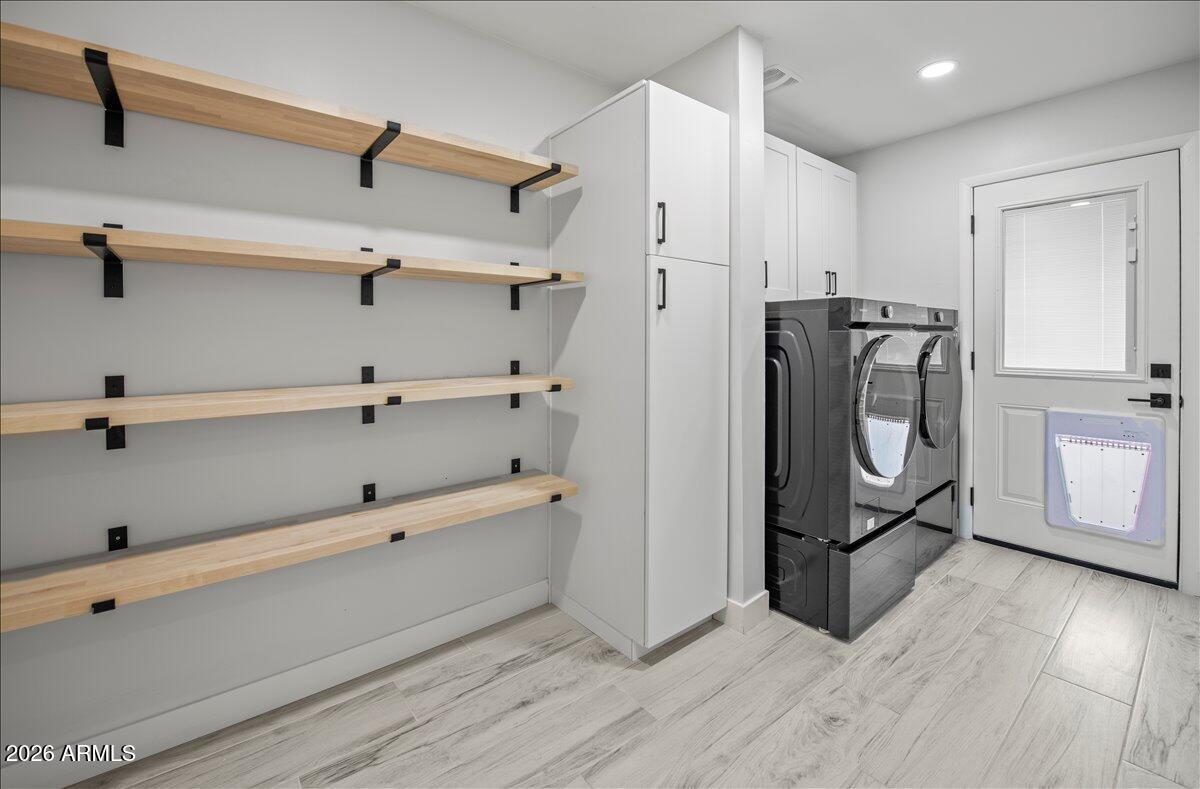 MELROSE PARADISE UNIT 6 - Residential