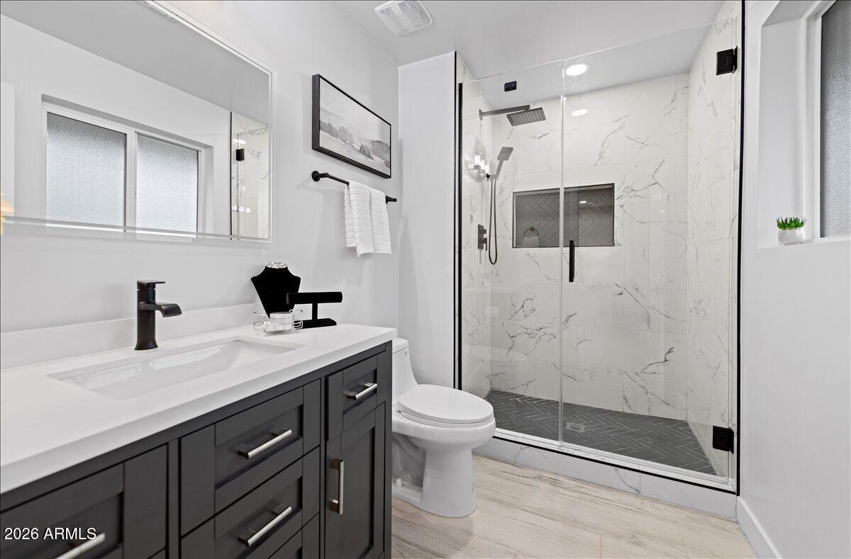 MELROSE PARADISE UNIT 6 - Residential