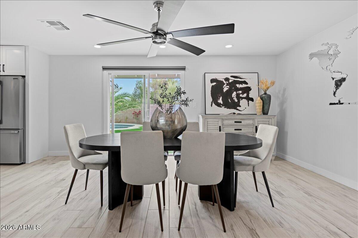 MELROSE PARADISE UNIT 6 - Residential