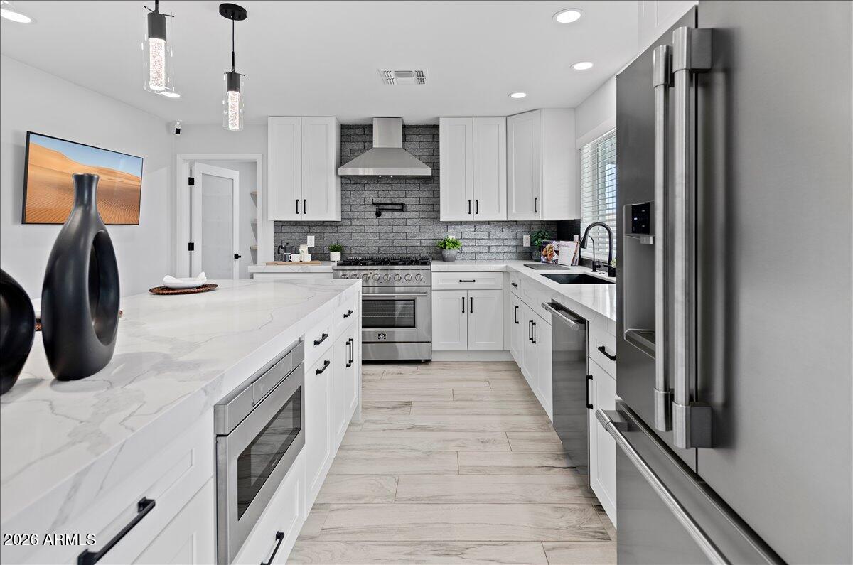 MELROSE PARADISE UNIT 6 - Residential