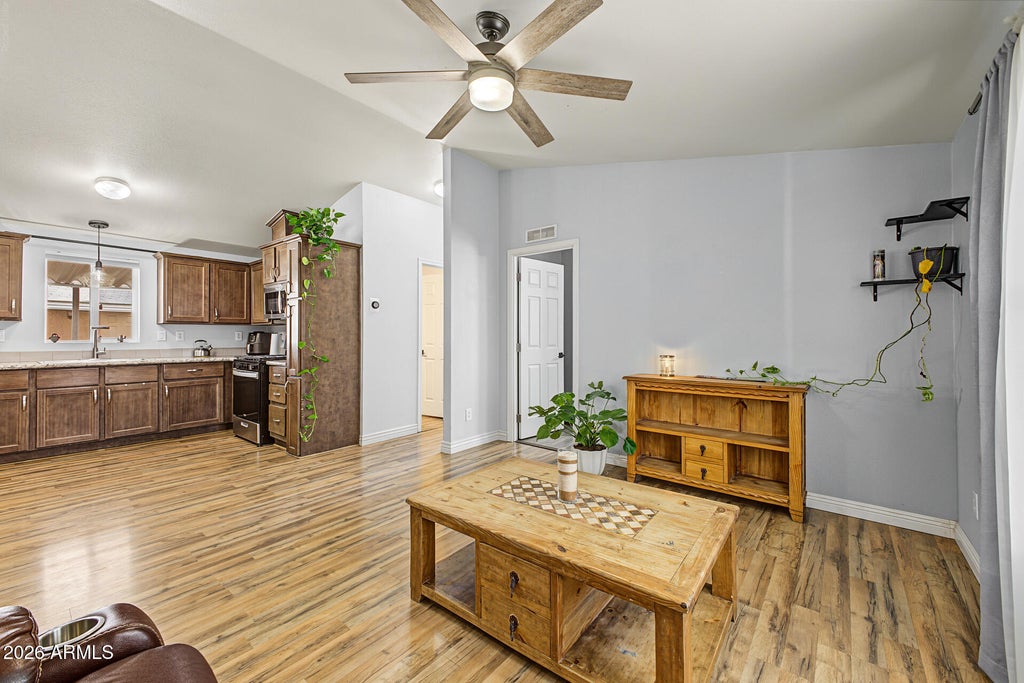 Photo of 7810 W Peoria Avenue #125, Peoria, AZ 85345 (MLS # 7089033)