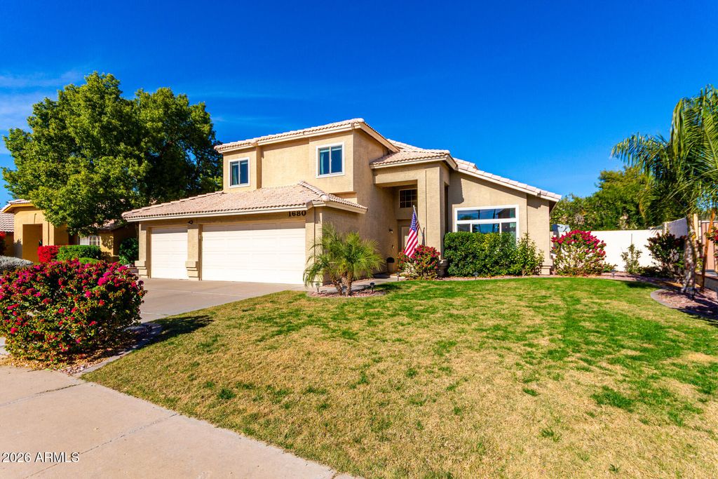 Photo of 1680 E Sheffield Avenue, Chandler, AZ 85225 (MLS # 6976450)