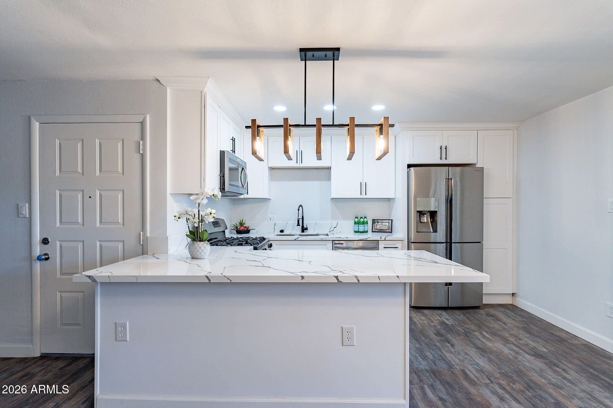 4950 N MILLER Road 220