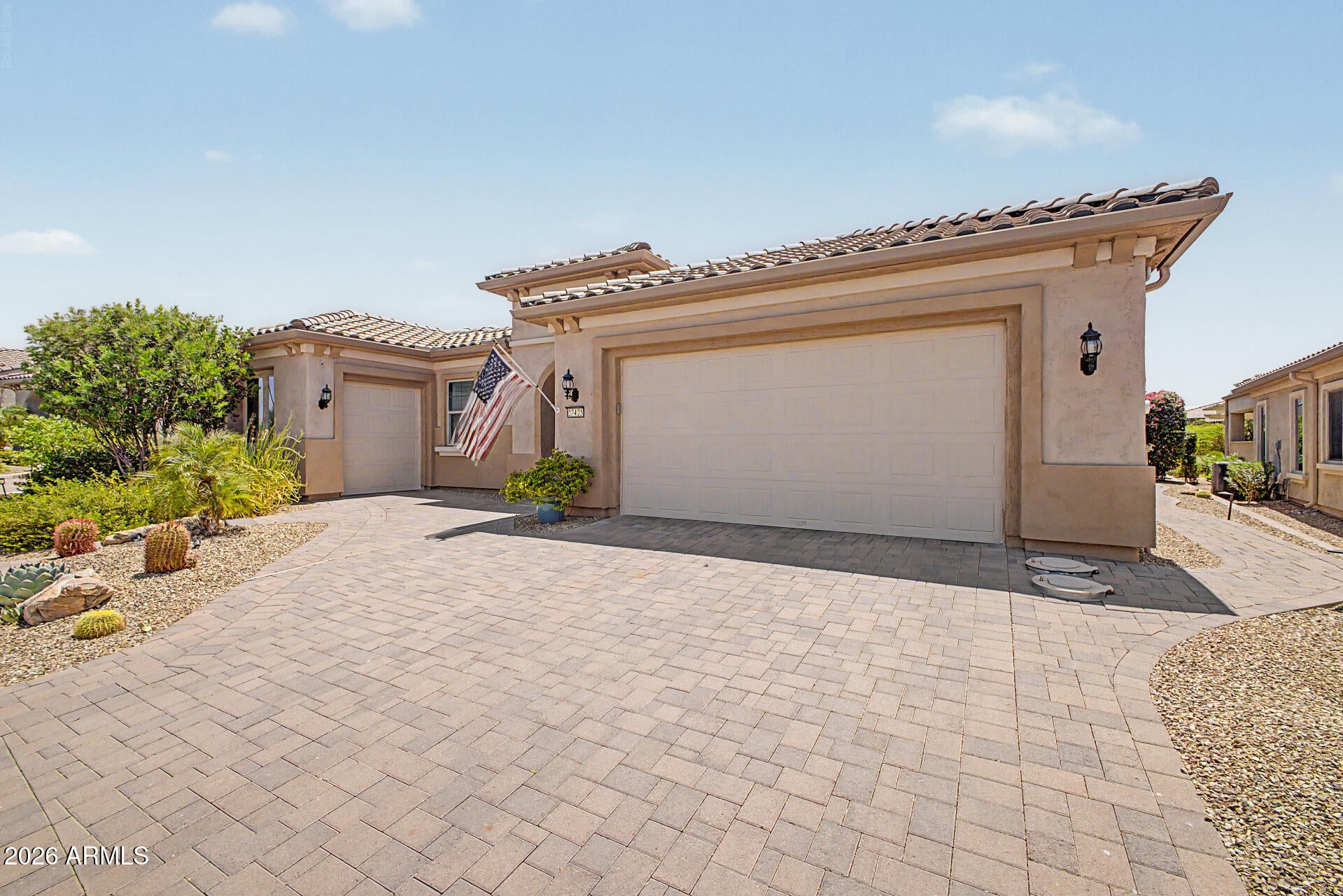 27425 W YUKON Drive