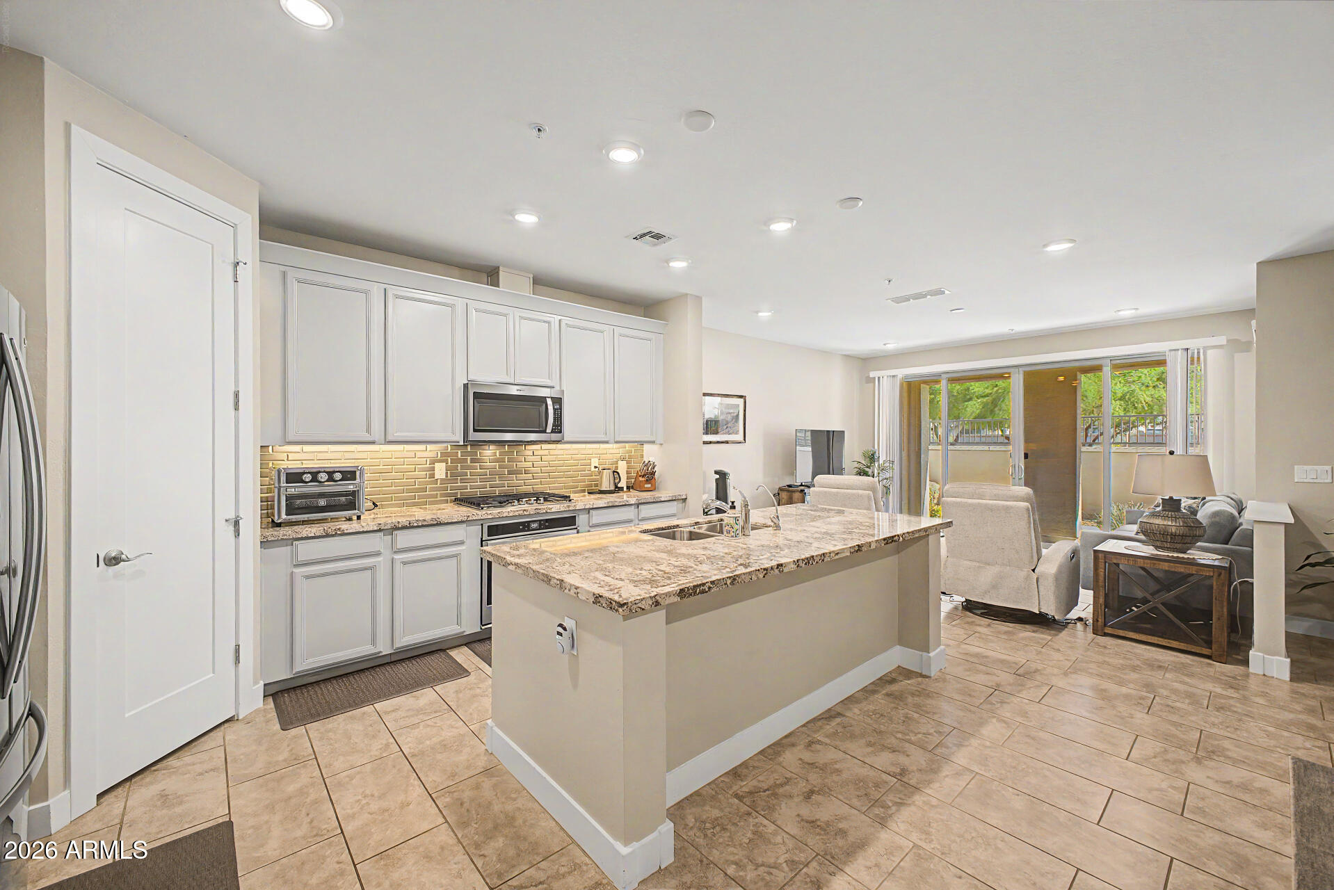 3855 S MCQUEEN Road 92