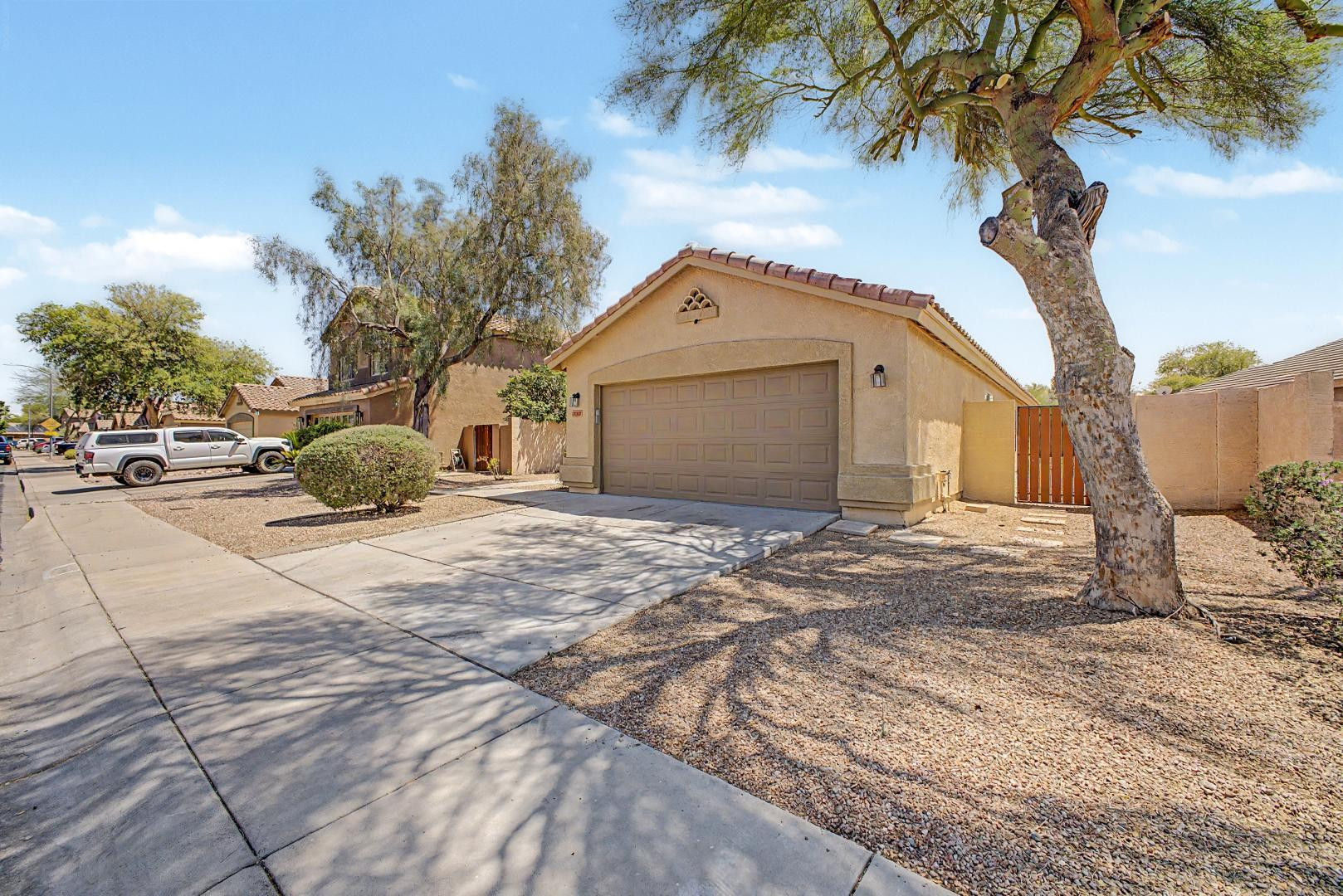 7043 W Phelps Road