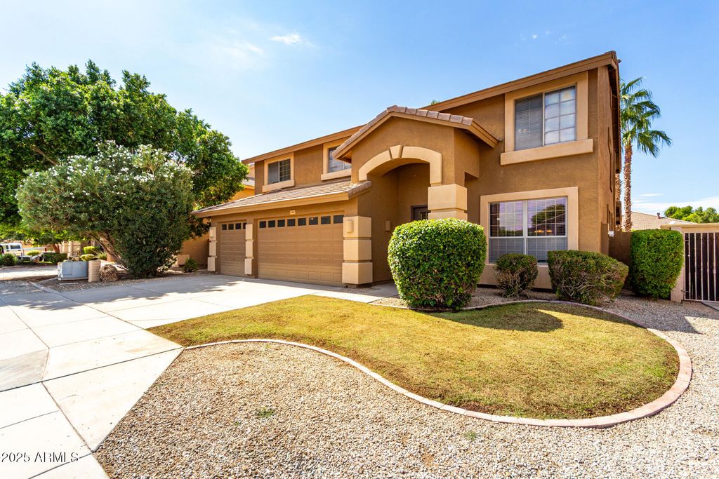 Photo of 5412 S Bell Drive, Chandler, AZ 85249 (MLS # 6931713)