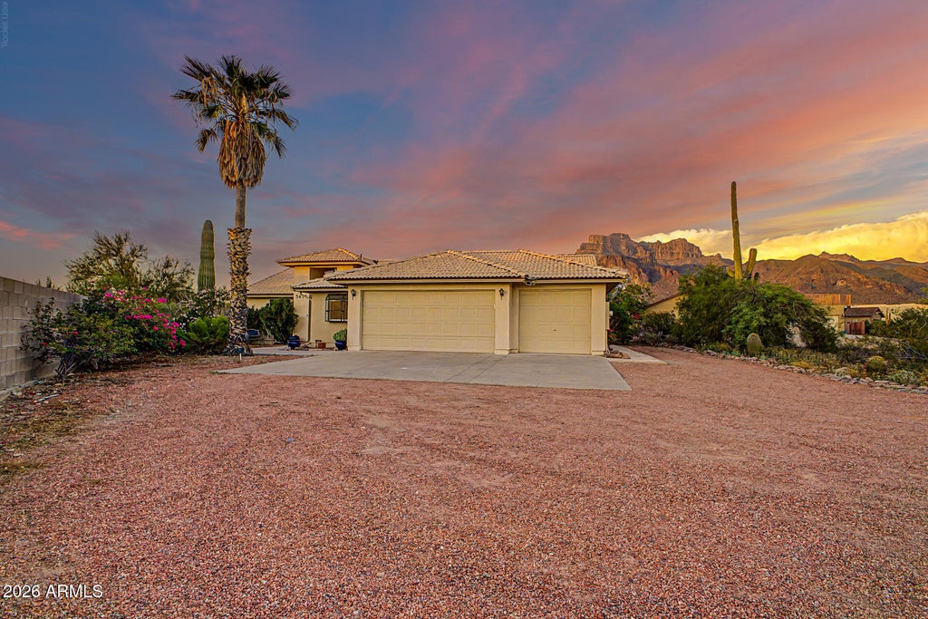 Photo of 5674 E 3rd Avenue, Apache Junction, AZ 85119 (MLS # 7080502)