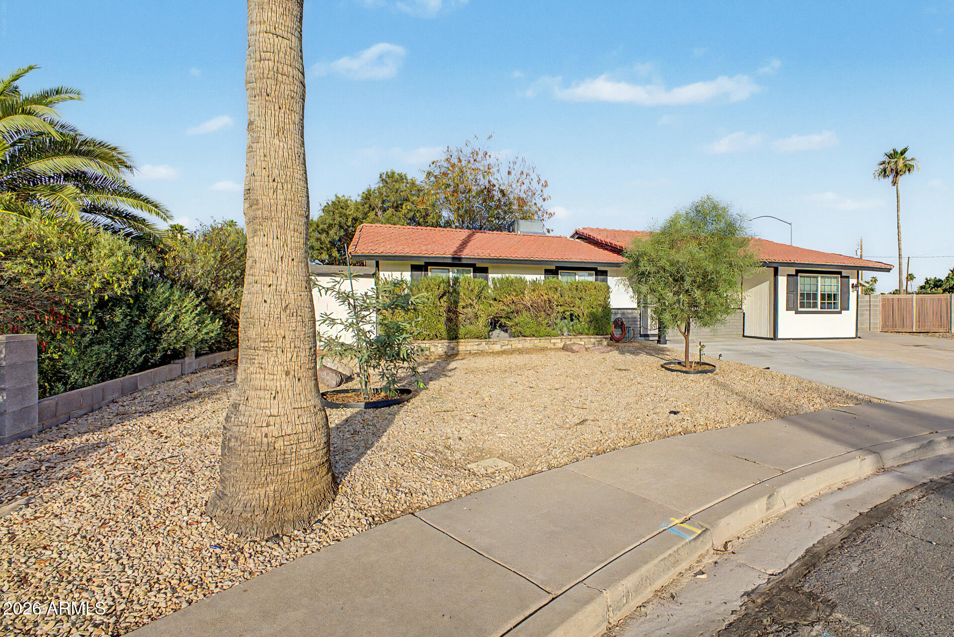 227 N WINTHROP Circle