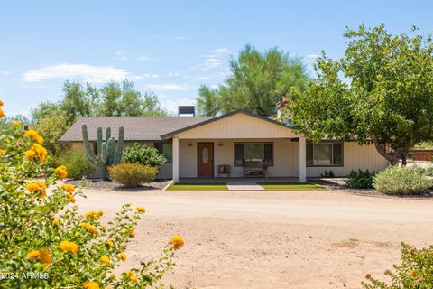 1525 W Maddock Road Phoenix AZ 85086