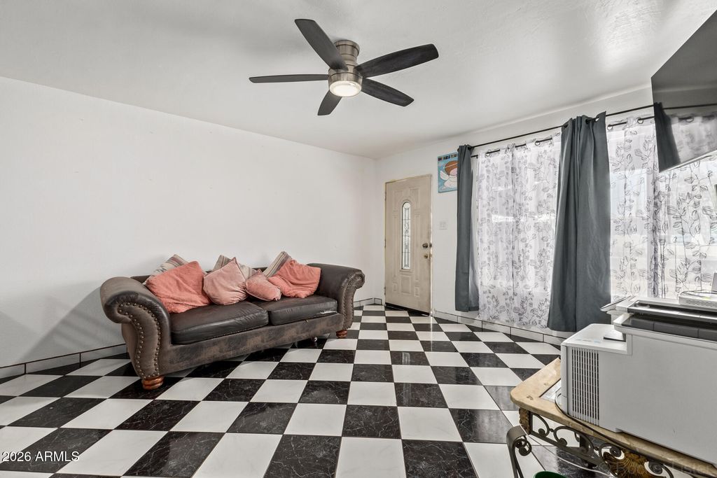 Photo of 2159 E Mckinley Street, Phoenix, AZ 85006 (MLS # 7000608)