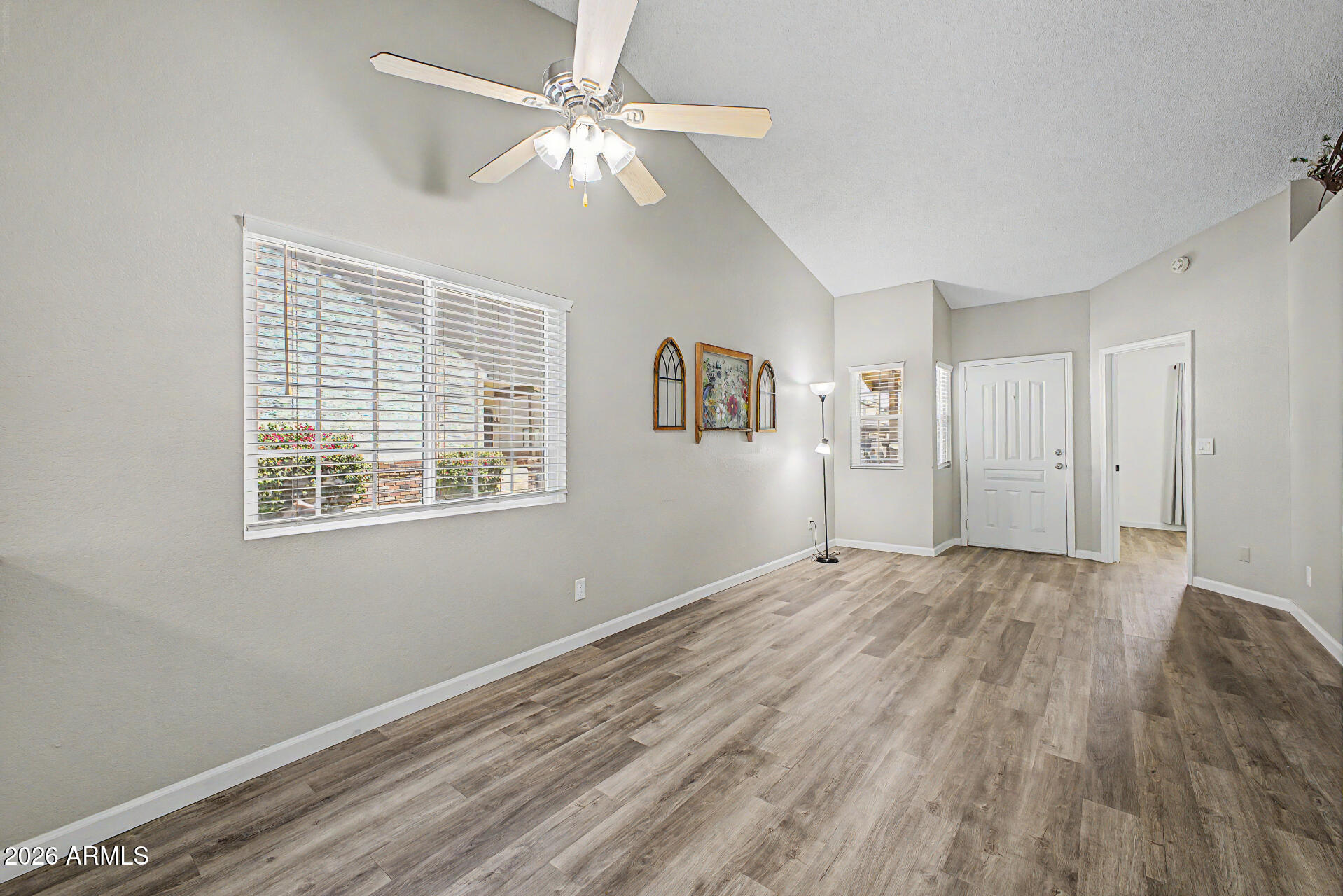 BRECKENRIDGE TOWNHOMES LT 1-182 COM AREA PRV DR - Residential