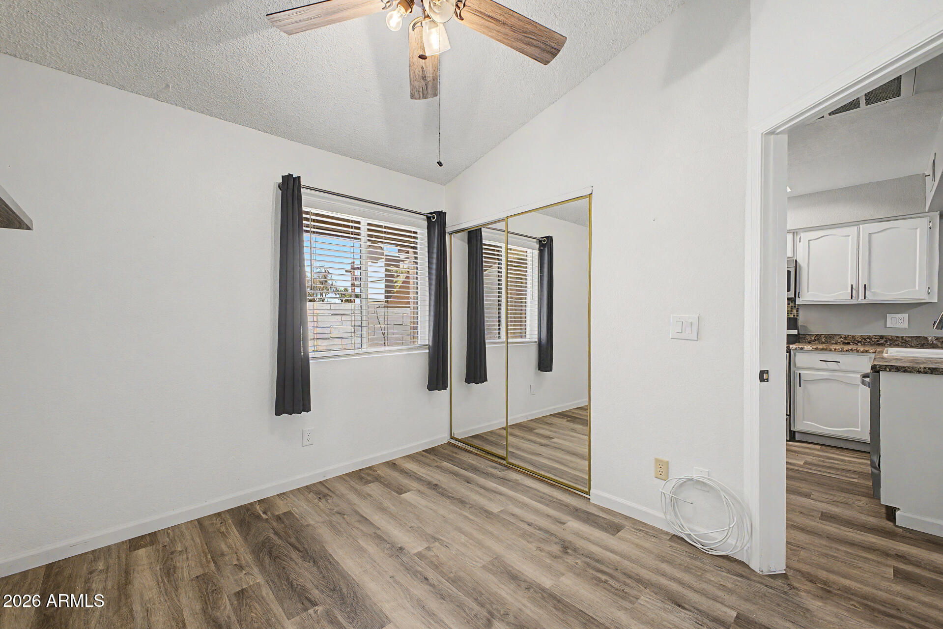 BRECKENRIDGE TOWNHOMES LT 1-182 COM AREA PRV DR - Residential