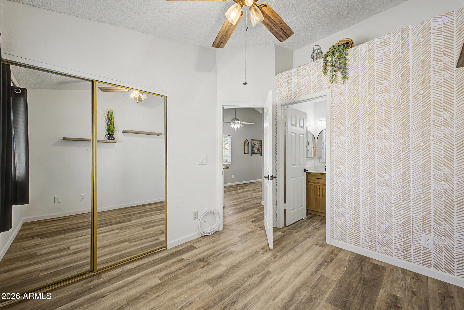 BRECKENRIDGE TOWNHOMES LT 1-182 COM AREA PRV DR - Residential