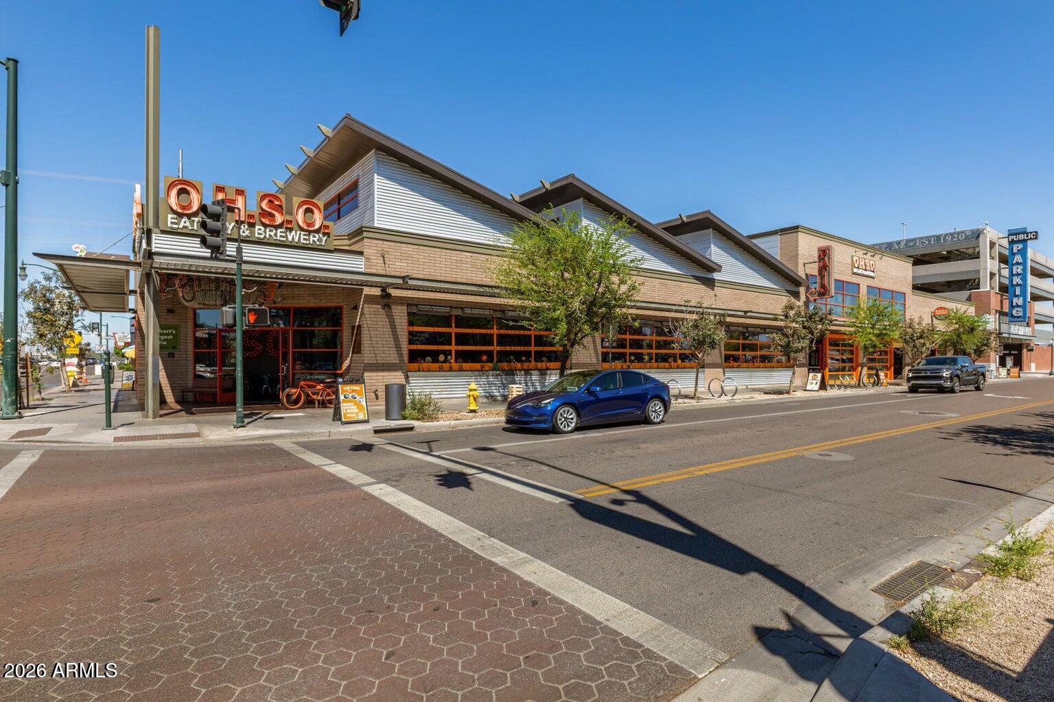 BRECKENRIDGE TOWNHOMES LT 1-182 COM AREA PRV DR - Residential
