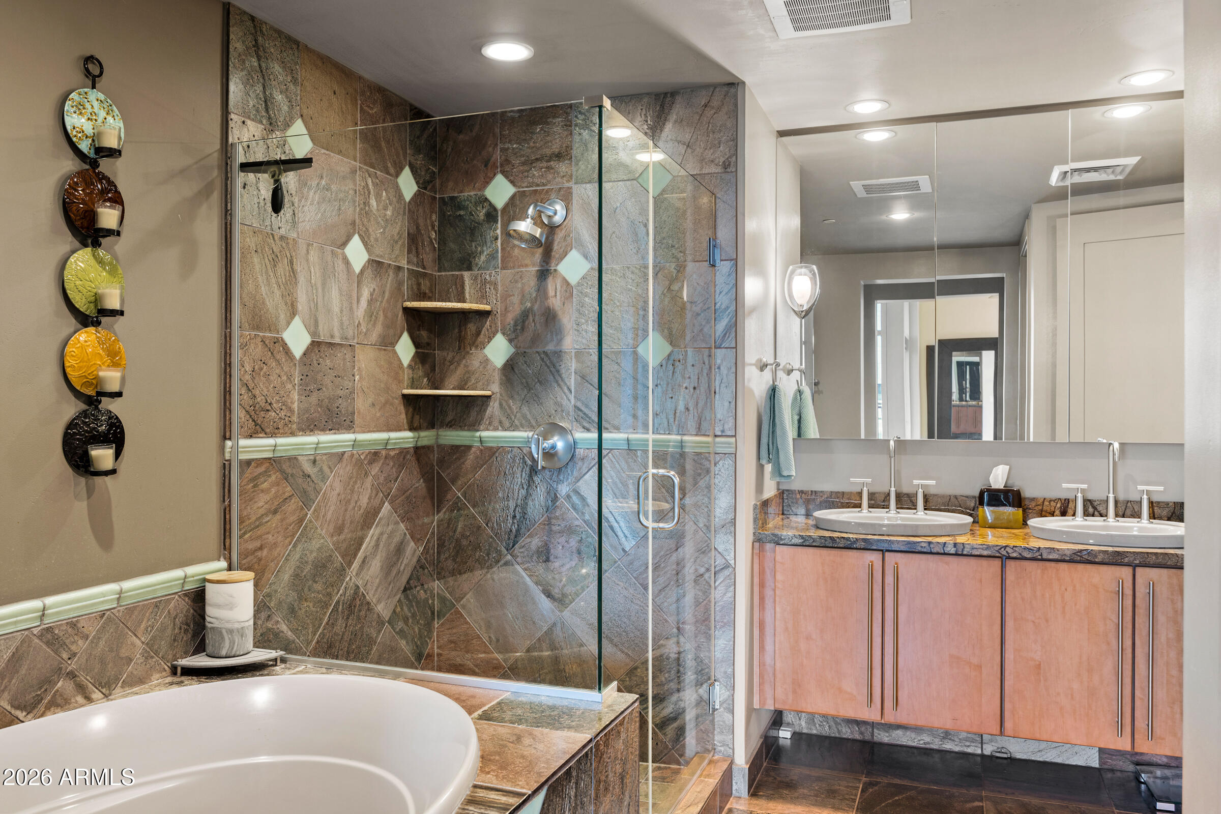 BRIDGEVIEW AT HAYDEN FERRY LAKESIDE CONDOMINIUM AM - Residential