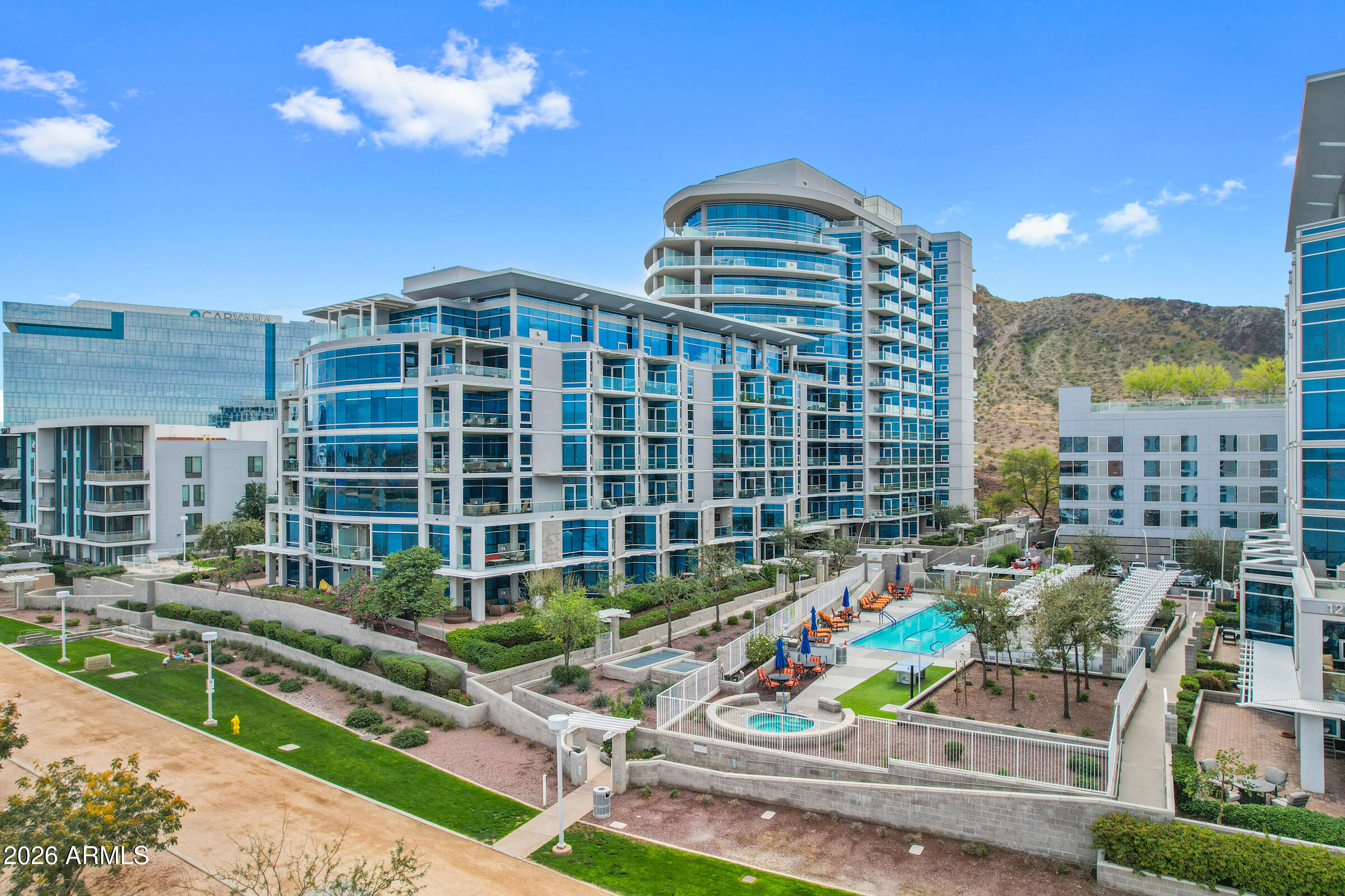 BRIDGEVIEW AT HAYDEN FERRY LAKESIDE CONDOMINIUM AM - Residential