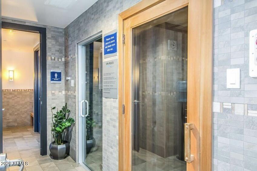 BRIDGEVIEW AT HAYDEN FERRY LAKESIDE CONDOMINIUM AM - Residential