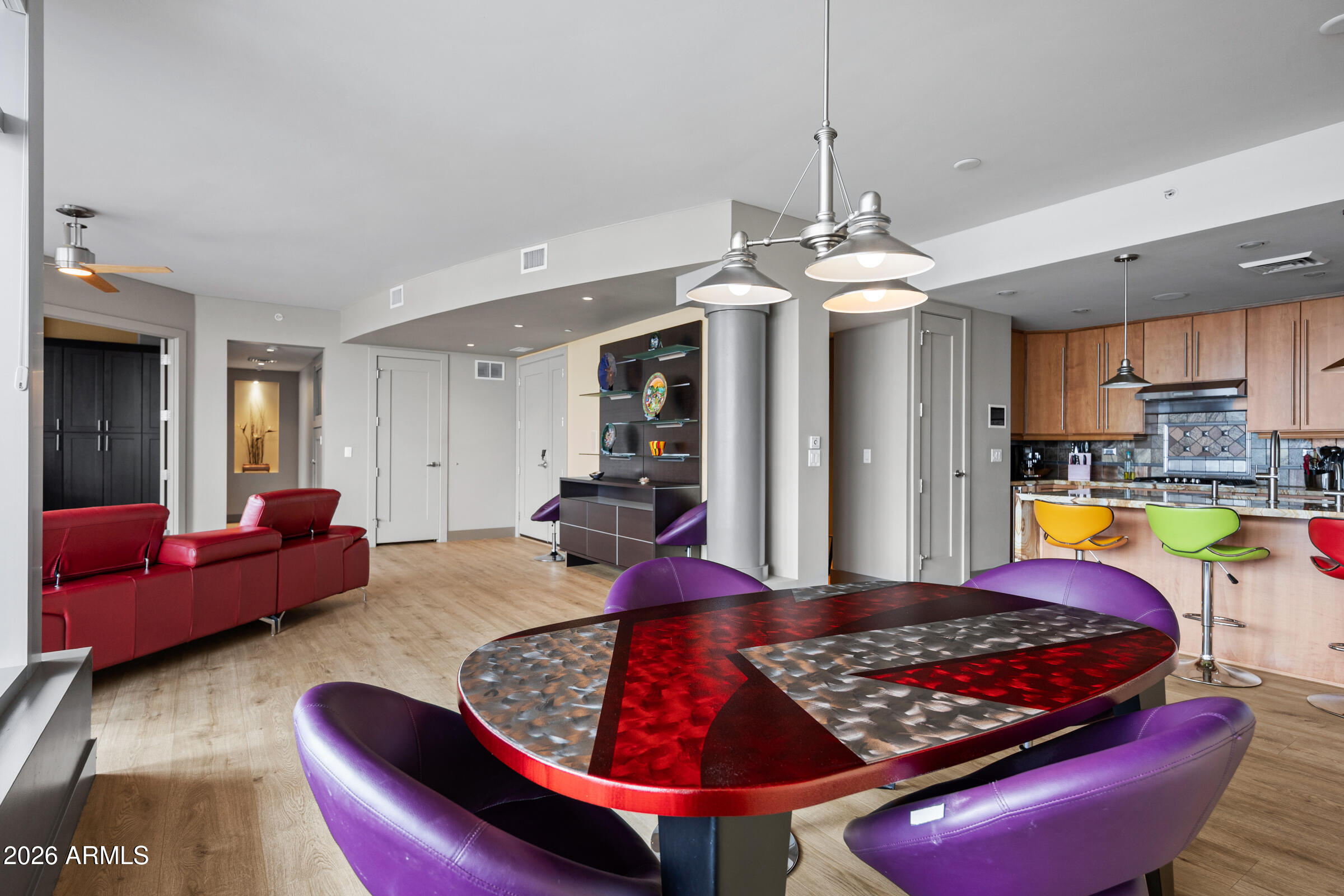 140 E RIO SALADO Parkway 610