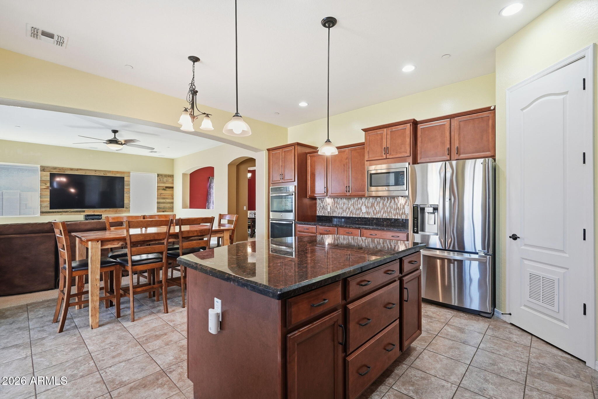 20552 W Carlton Manor