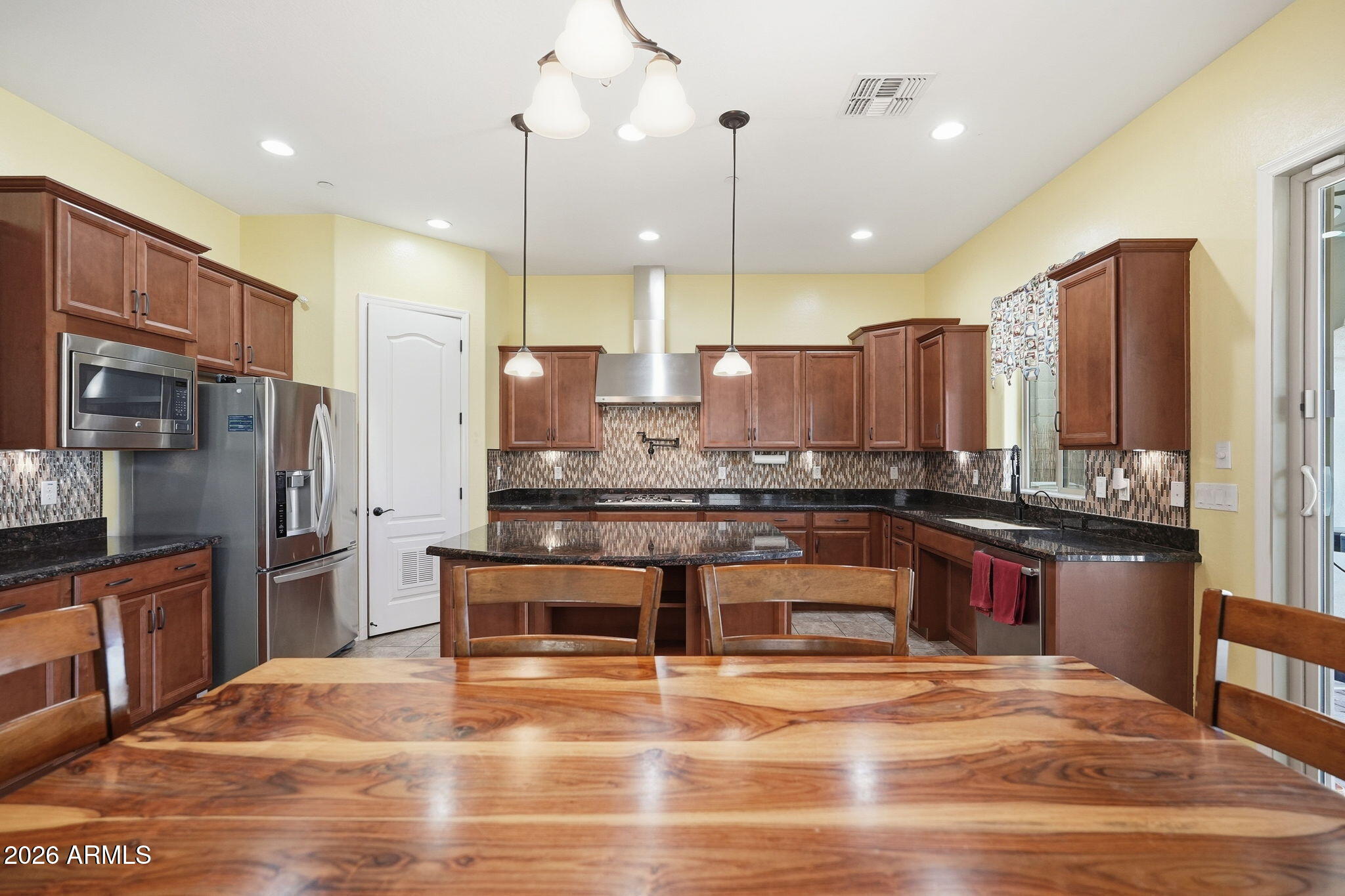 20552 W Carlton Manor