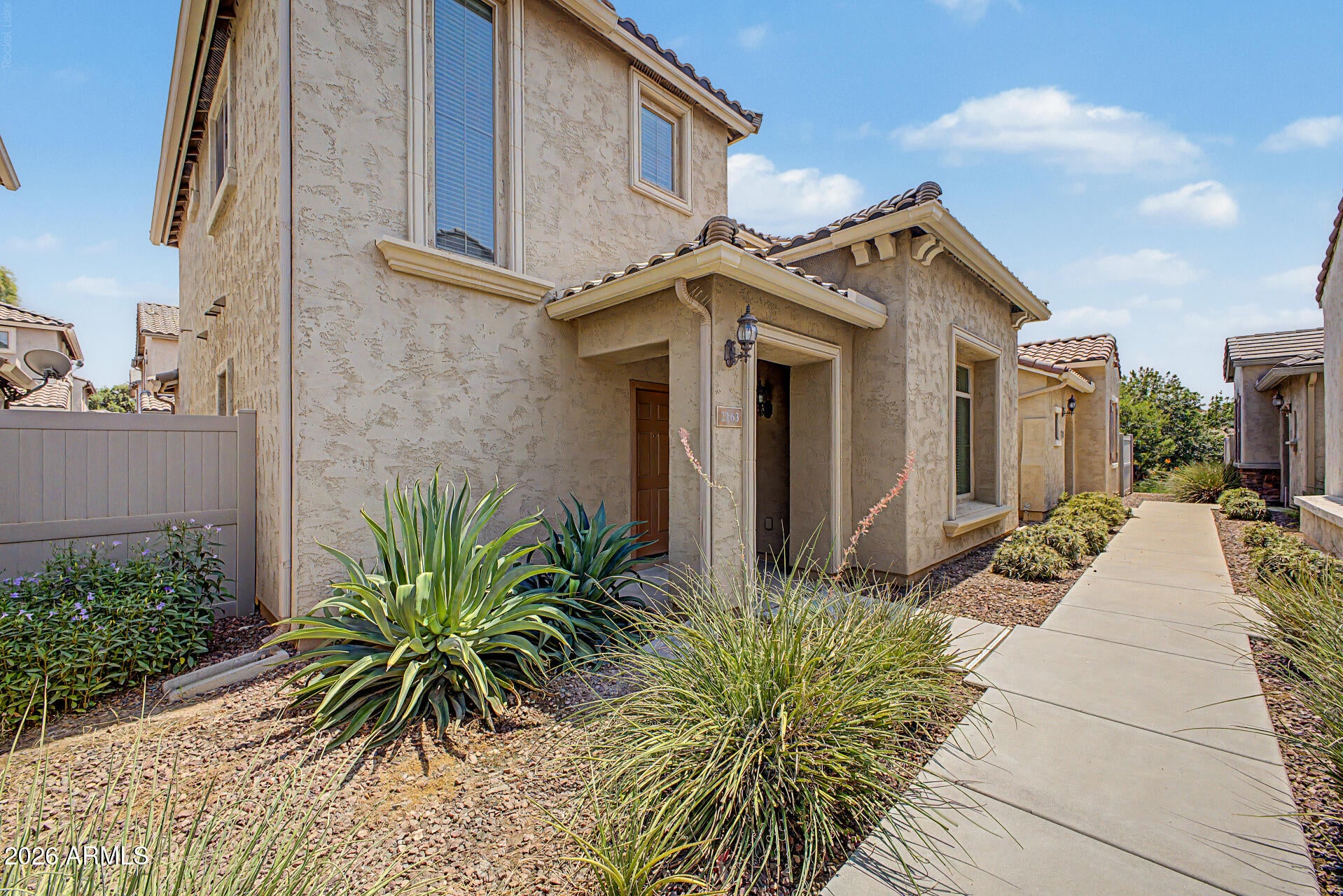 2163 W SCULLY Drive