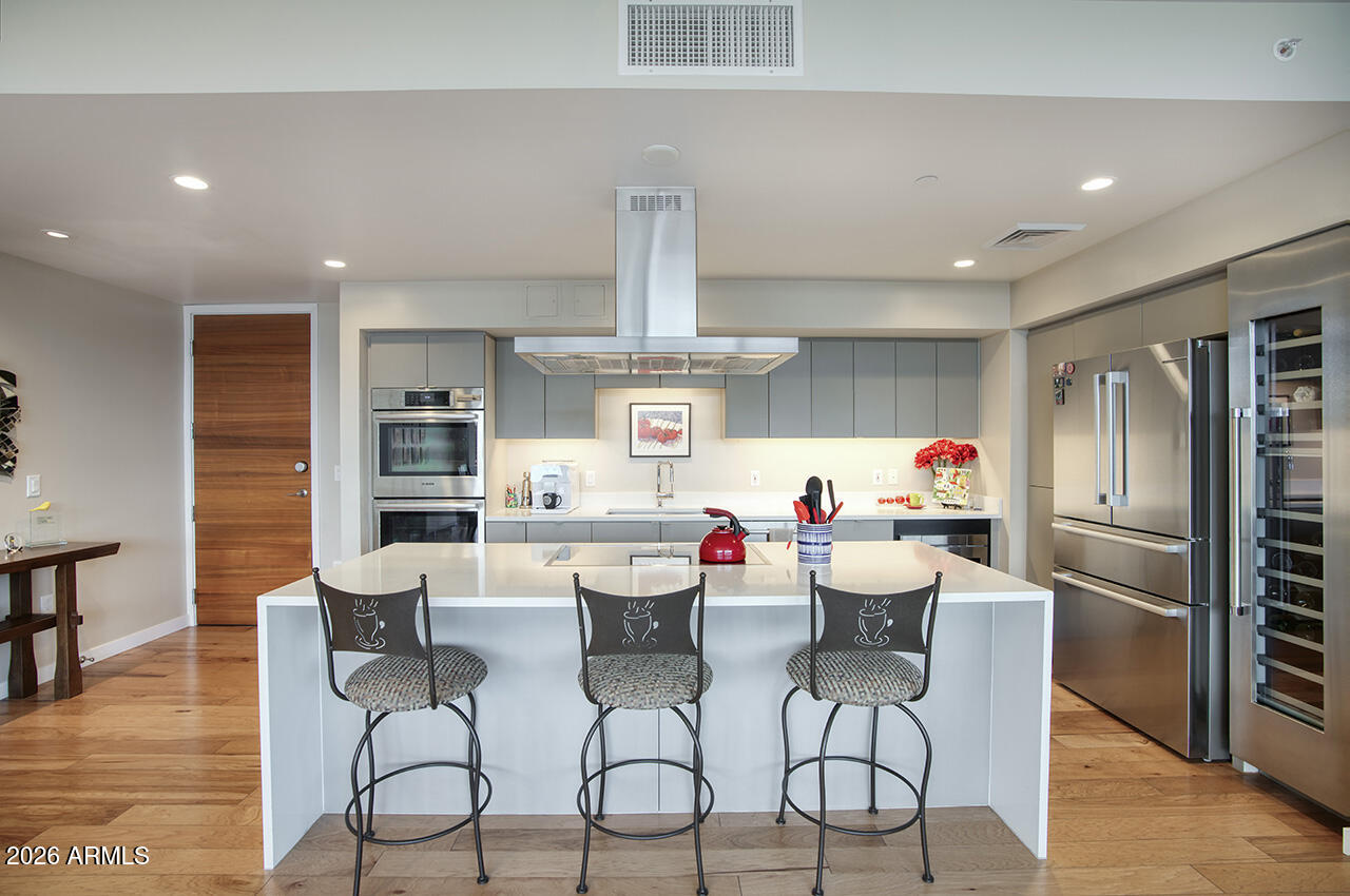 200 W PORTLAND Street 1113