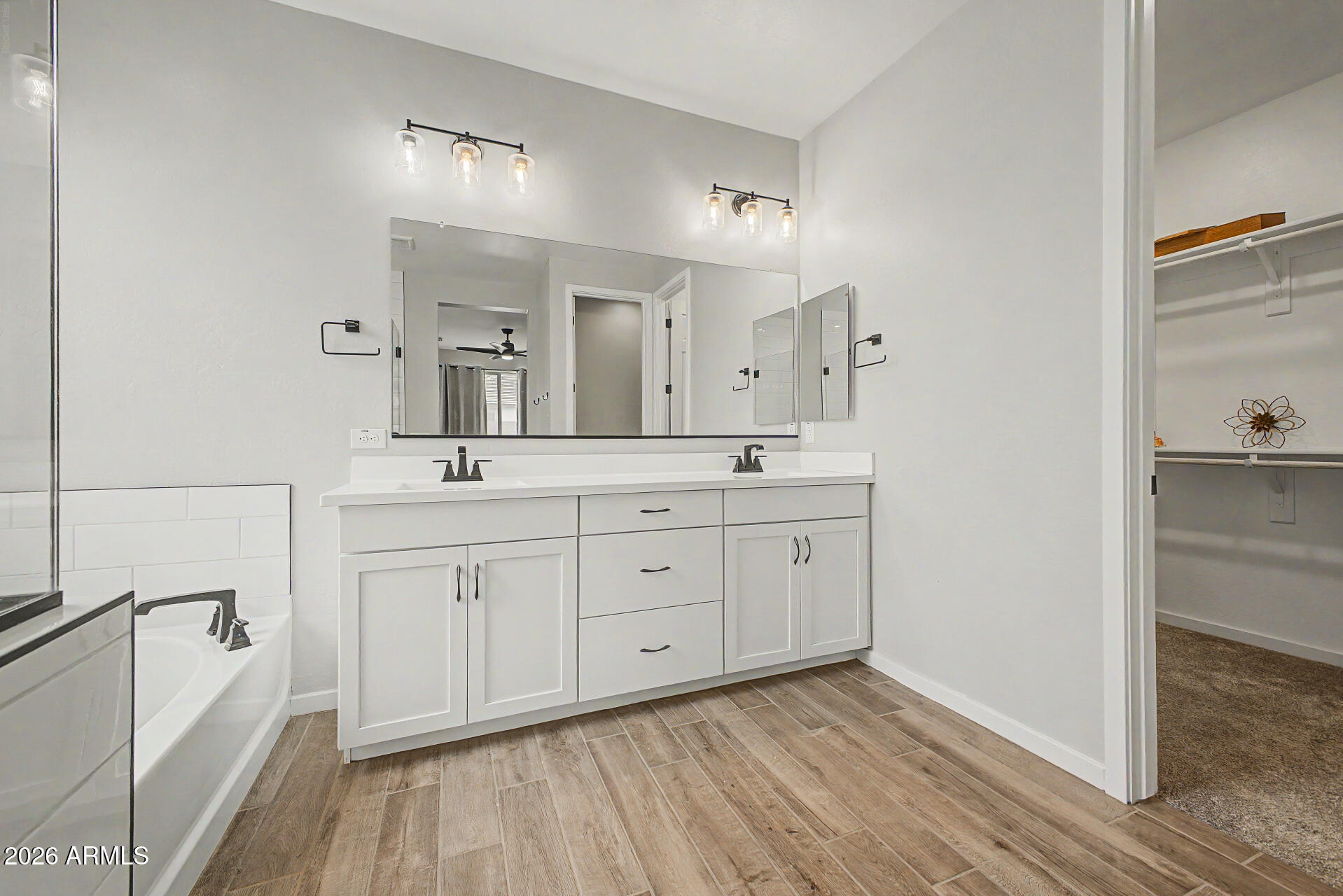 VISTA DEL VERDE PHASE 4 REPLAT - Residential
