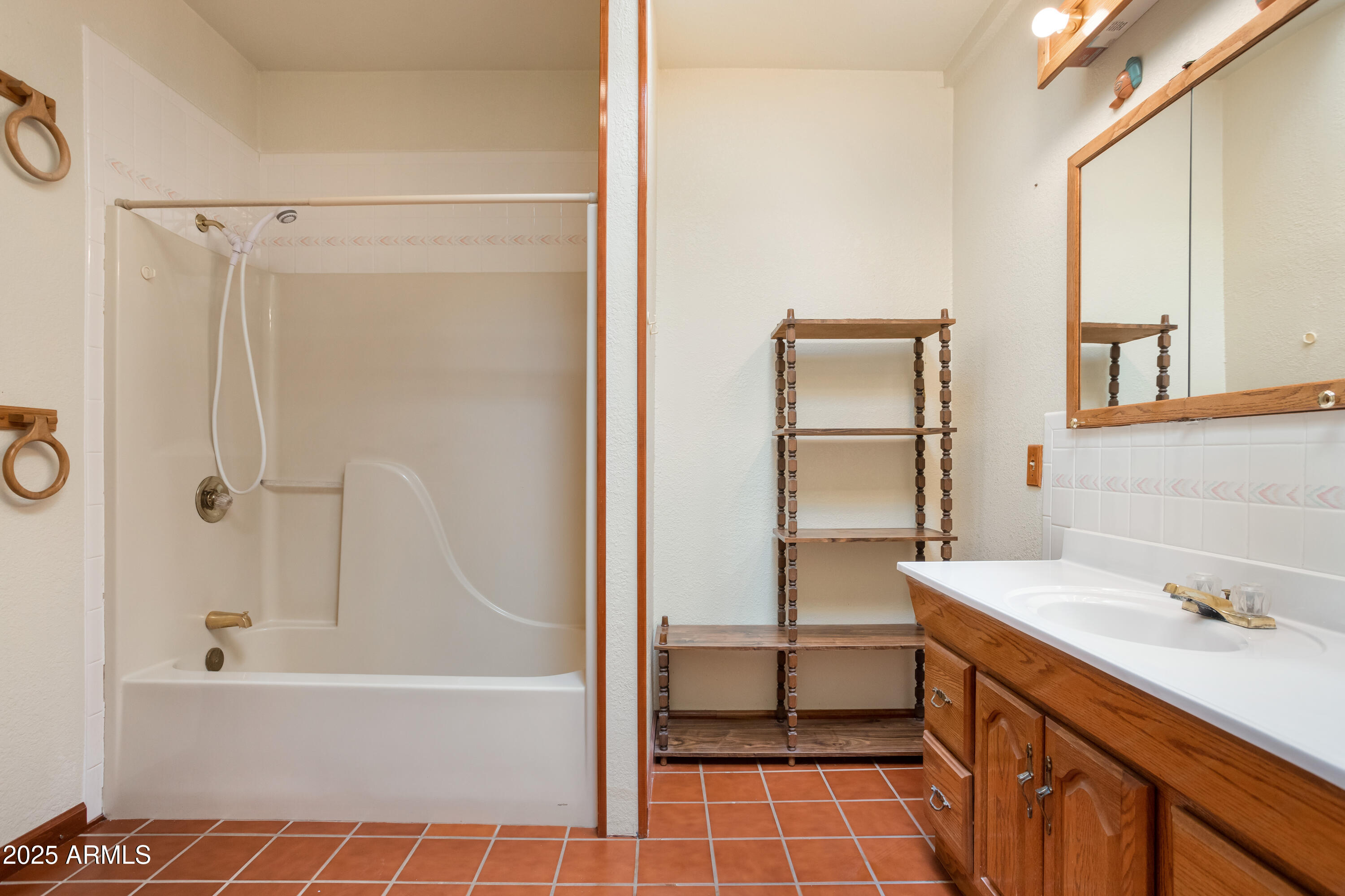 FOURTH ADDITION TO FRY - Residential