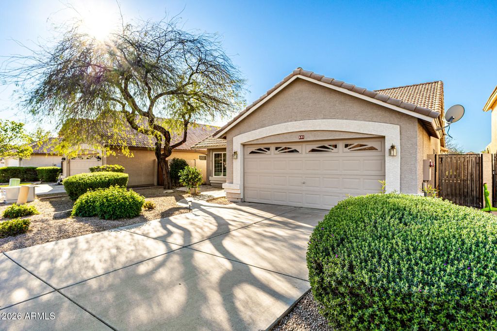 Photo of 591 E Sheffield Avenue, Gilbert, AZ 85296 (MLS # 6992555)