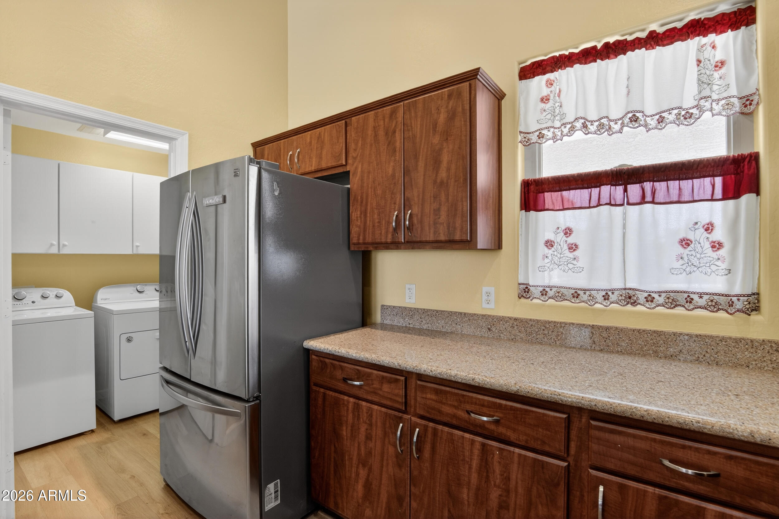 10416 W RUNION Drive