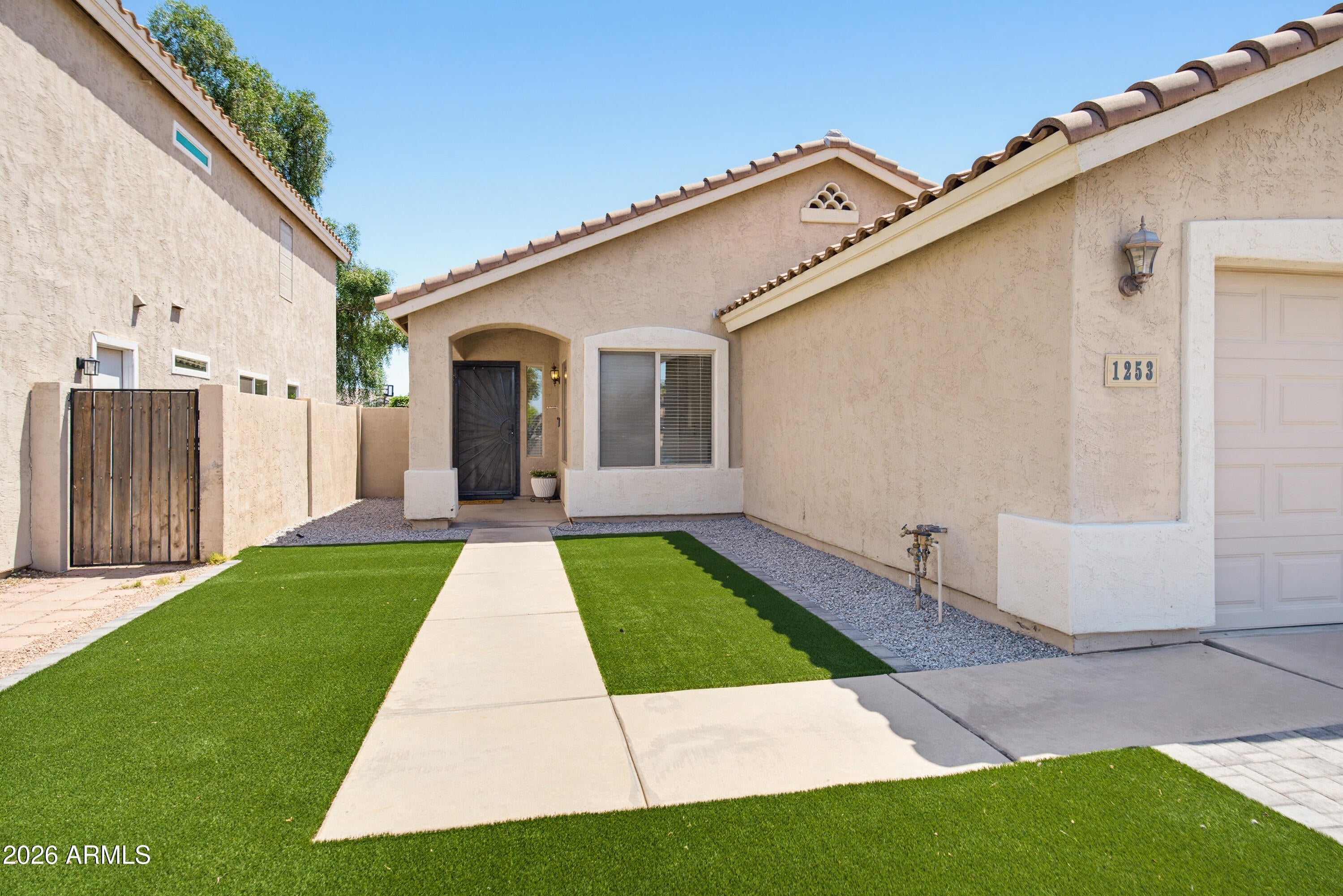 1253 S Colonial Drive