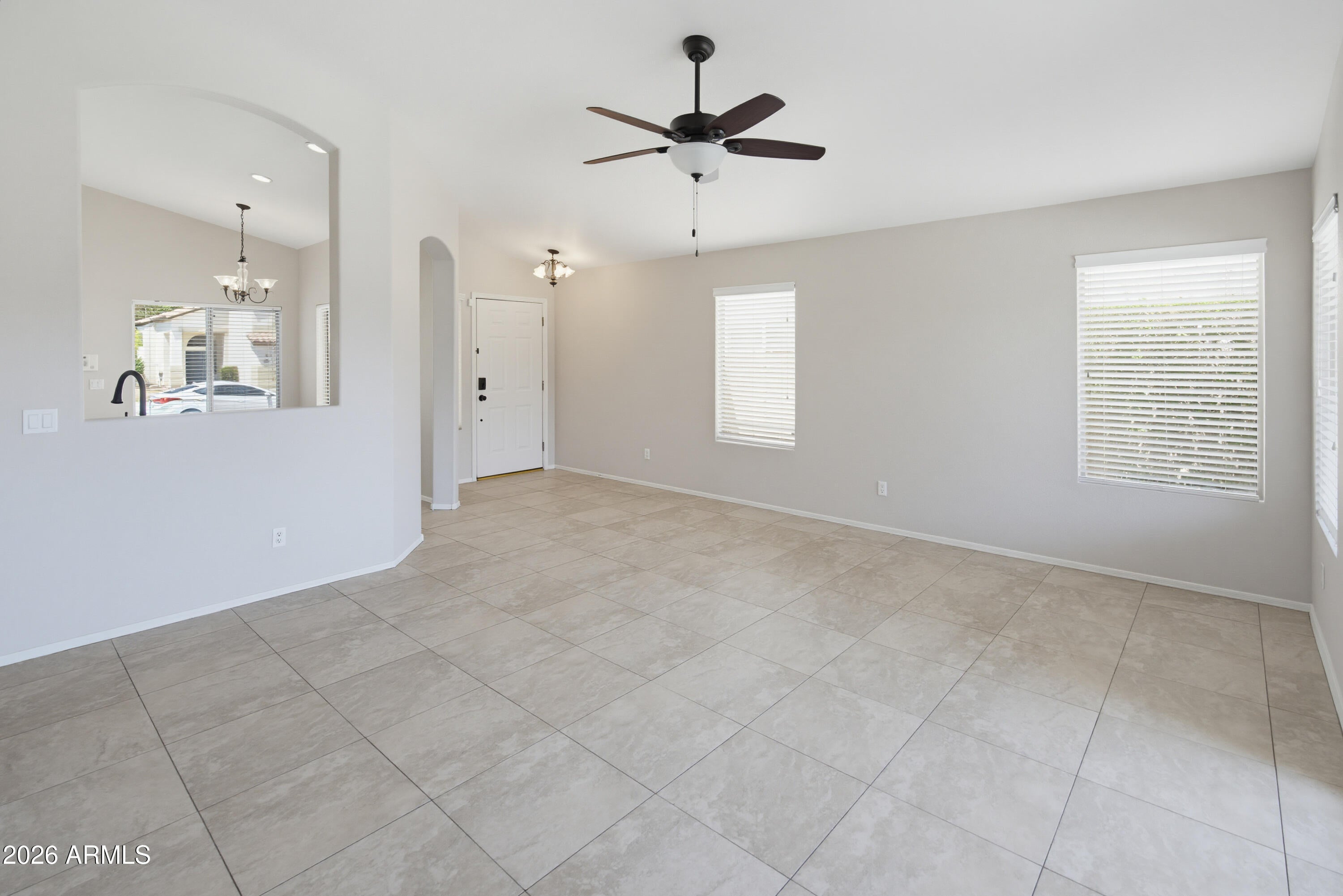 1253 S Colonial Drive