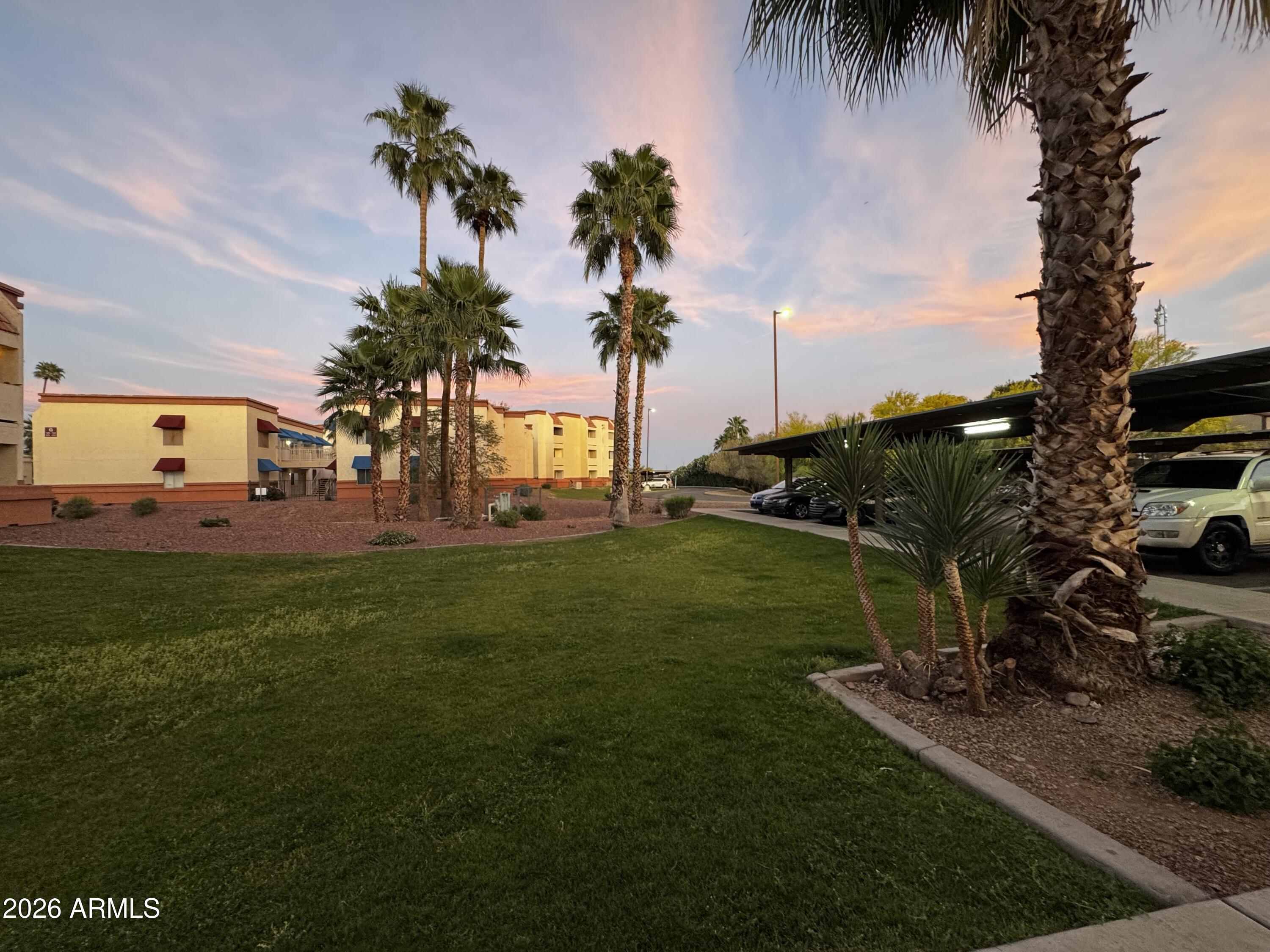 CLIFFS CONDOMINIUM - Residential