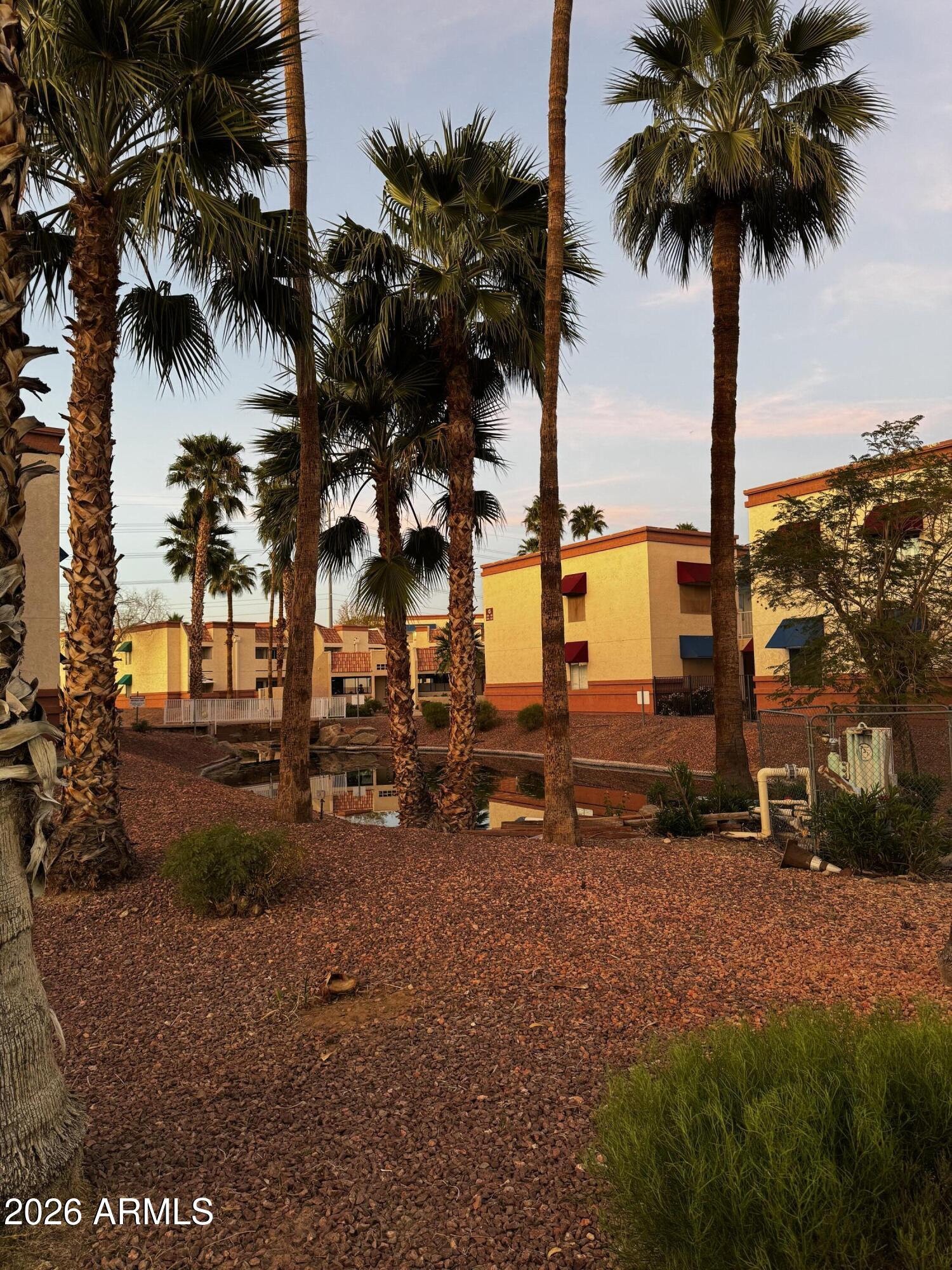CLIFFS CONDOMINIUM - Residential