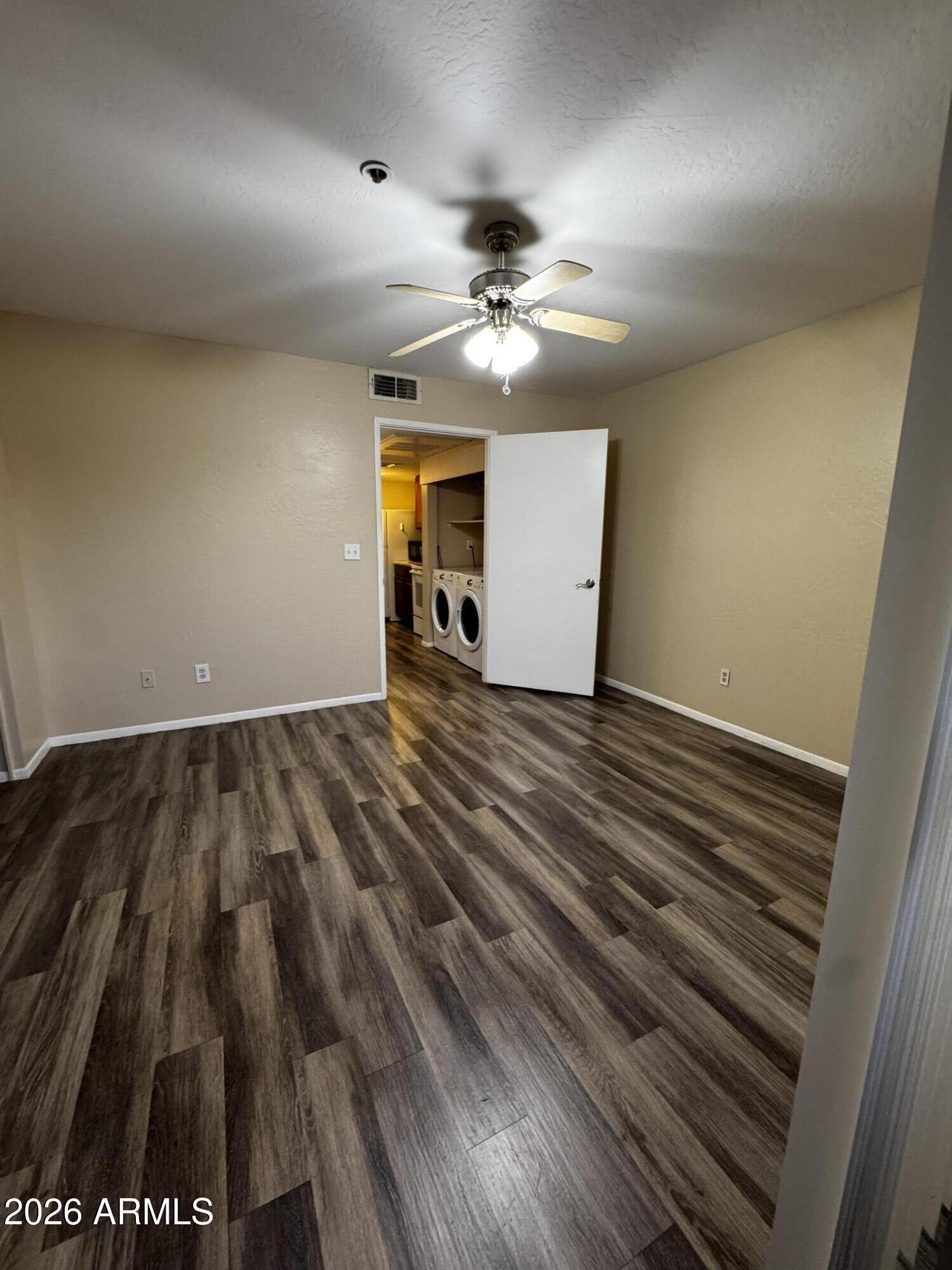 CLIFFS CONDOMINIUM - Residential