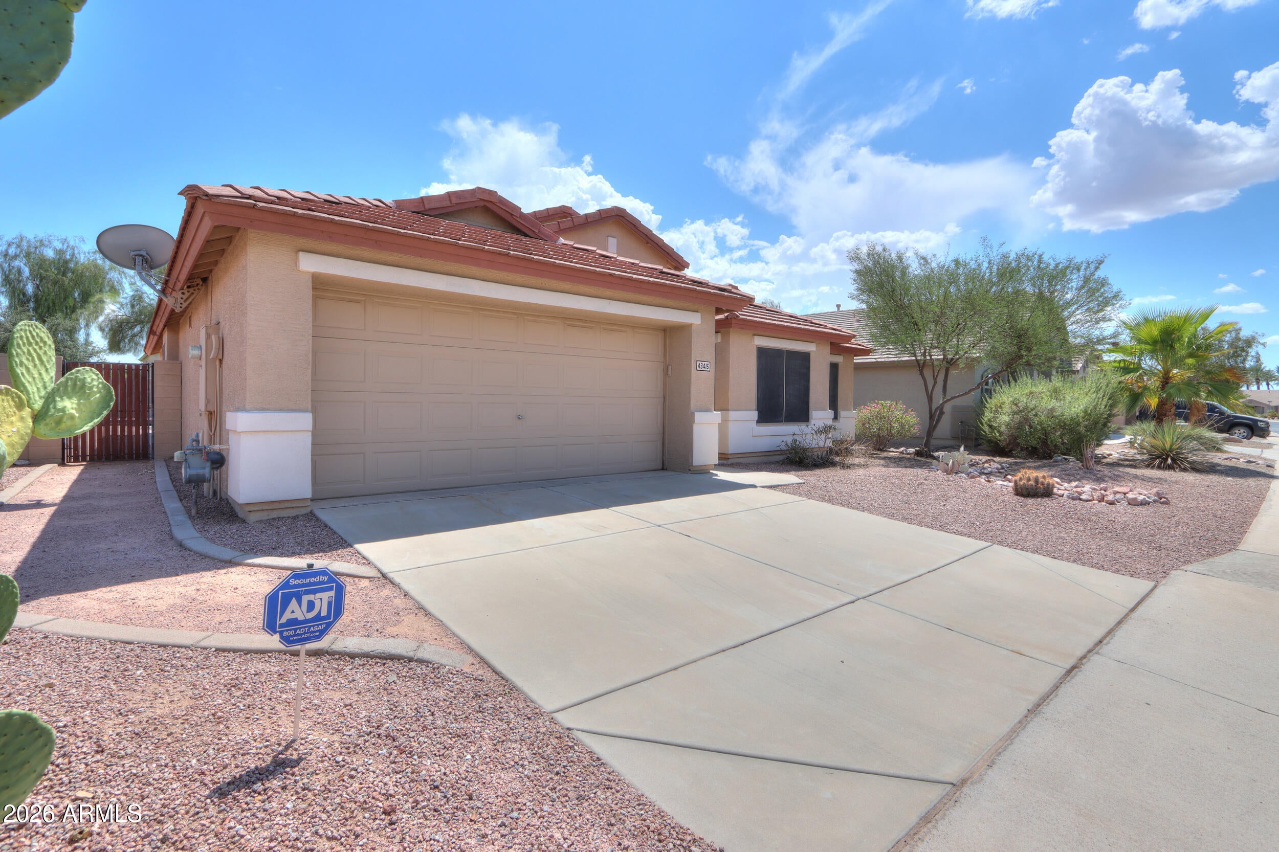 43415 W SUNLAND Drive
