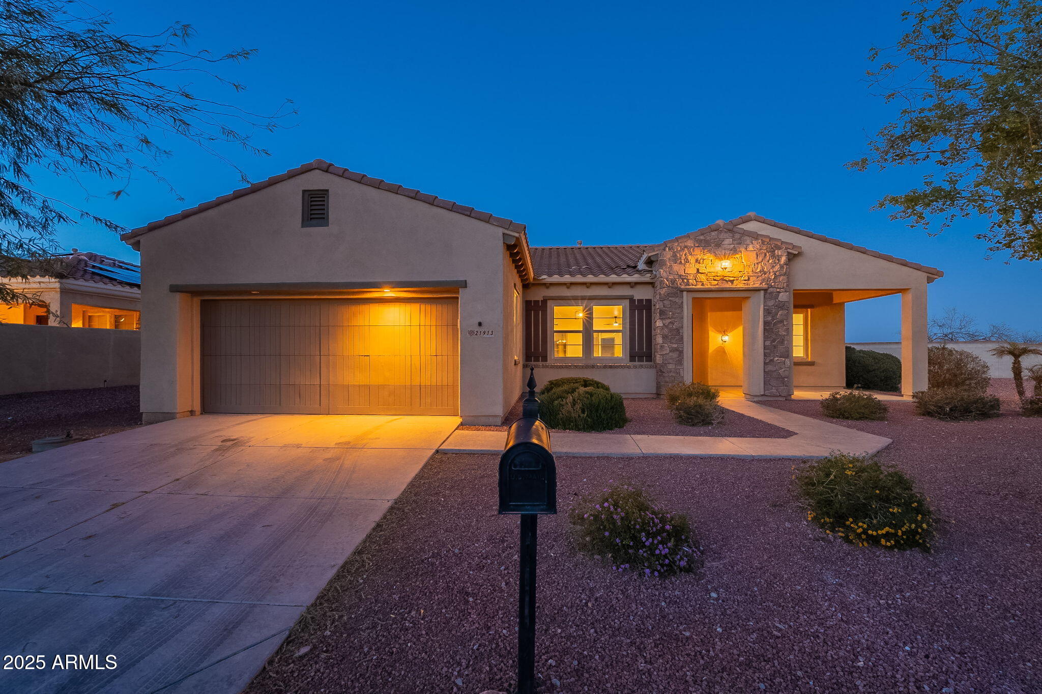 21913 N PEDREGOSA Court