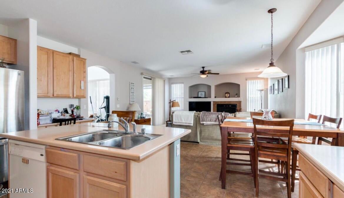 12159 N 149th Drive